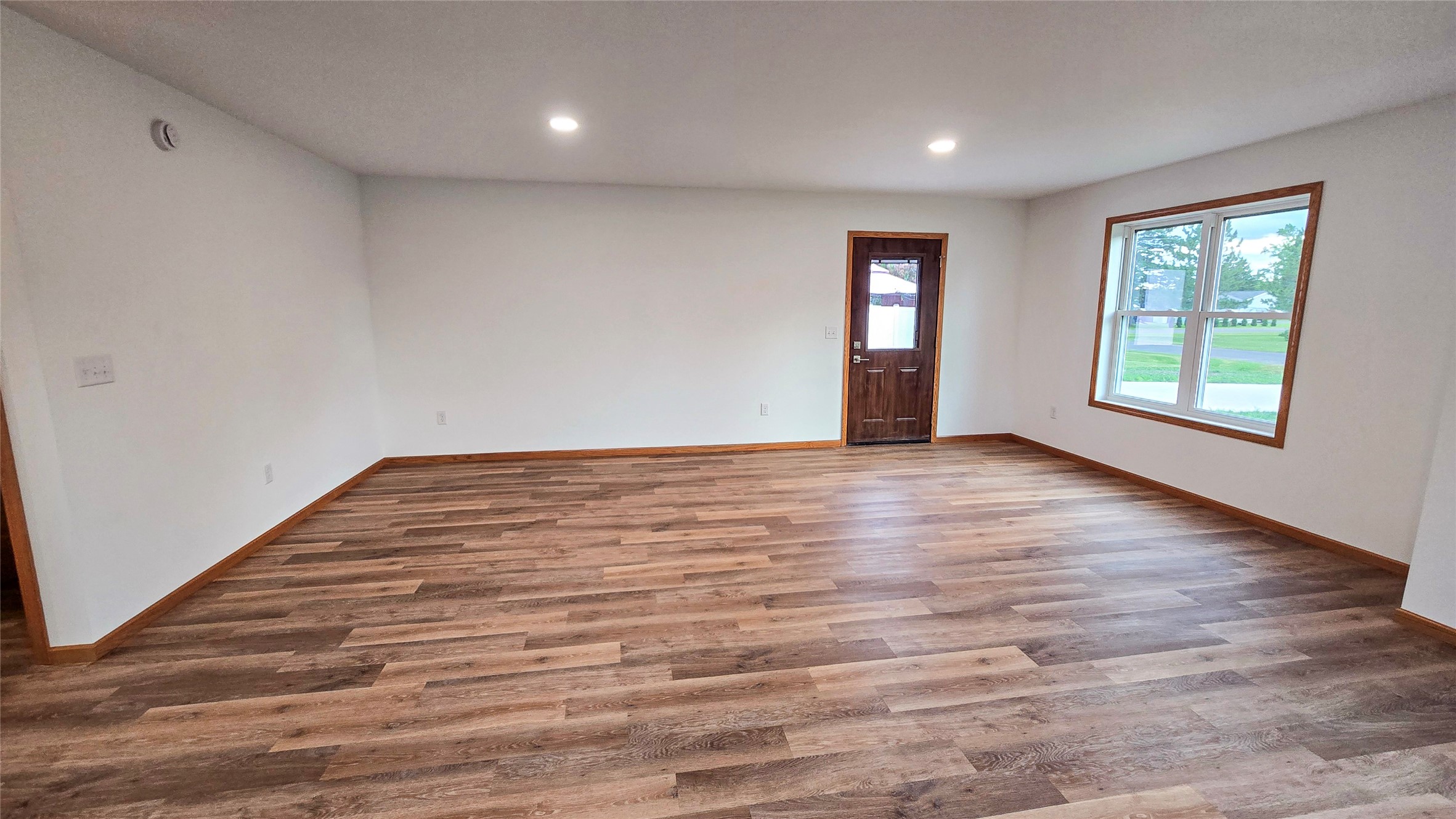 6528 John Avenue Property Photo 6
