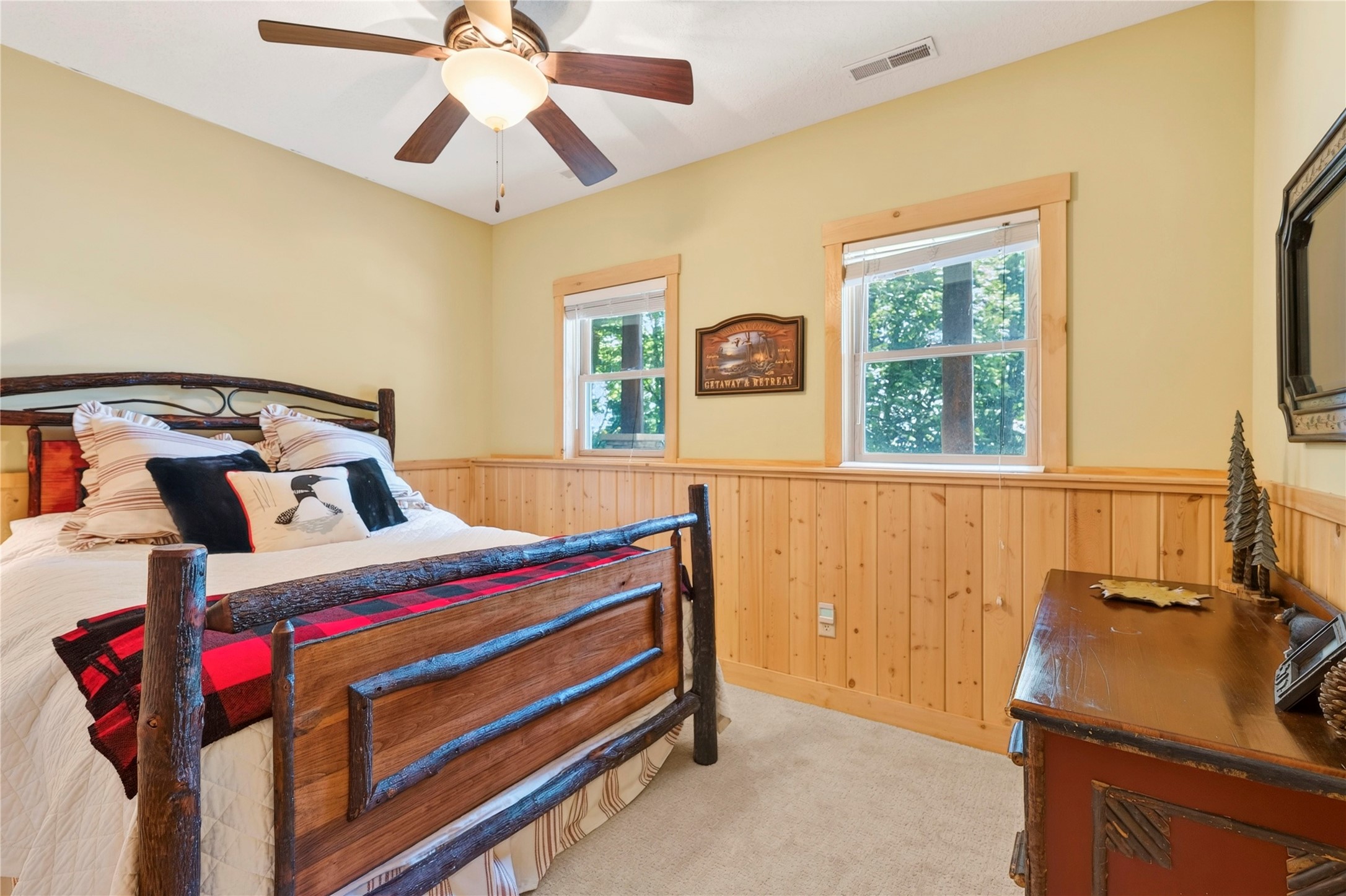 10896 N Linden Road Property Photo 45