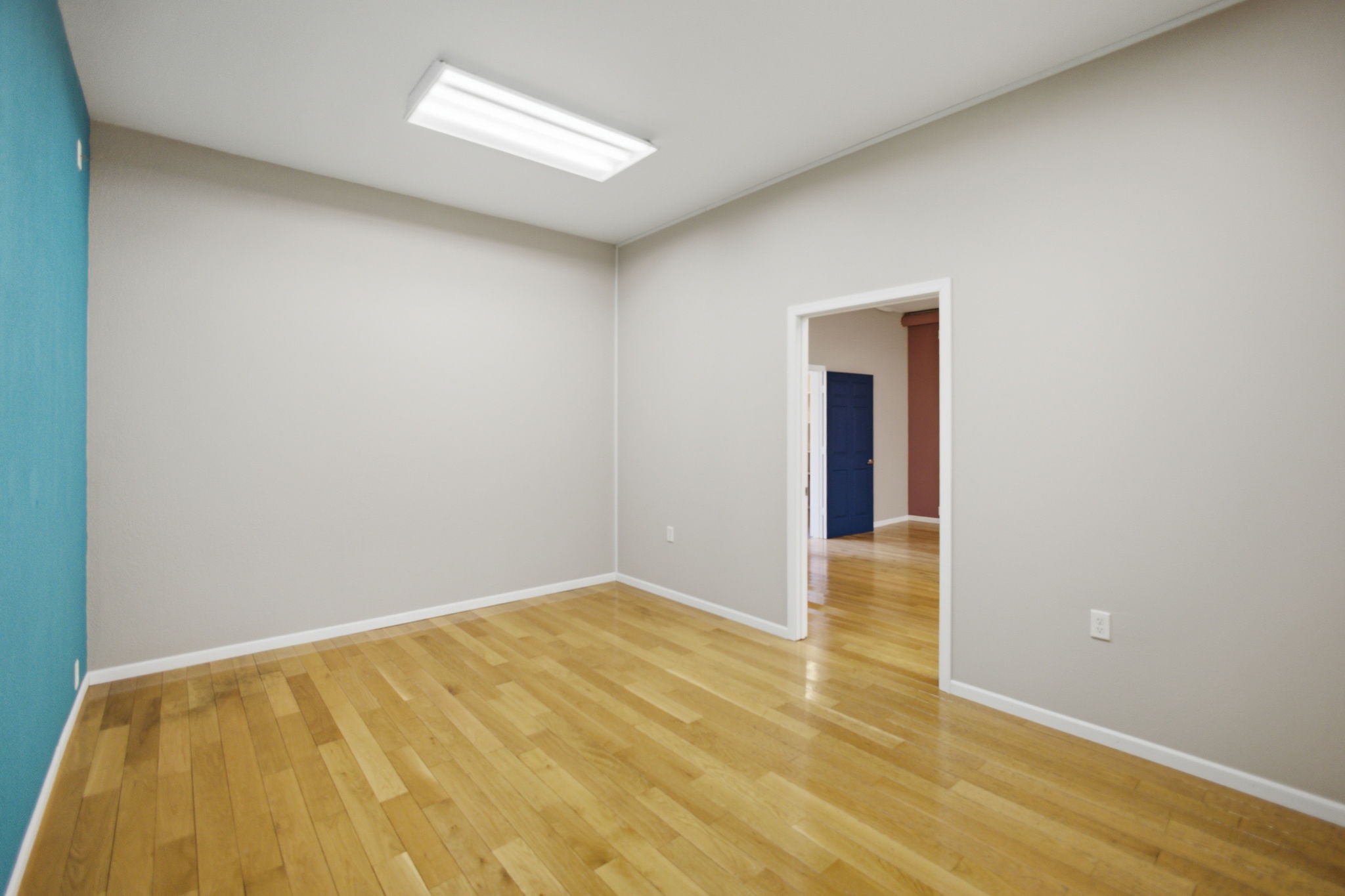22 W 2nd Avenue Property Photo 18