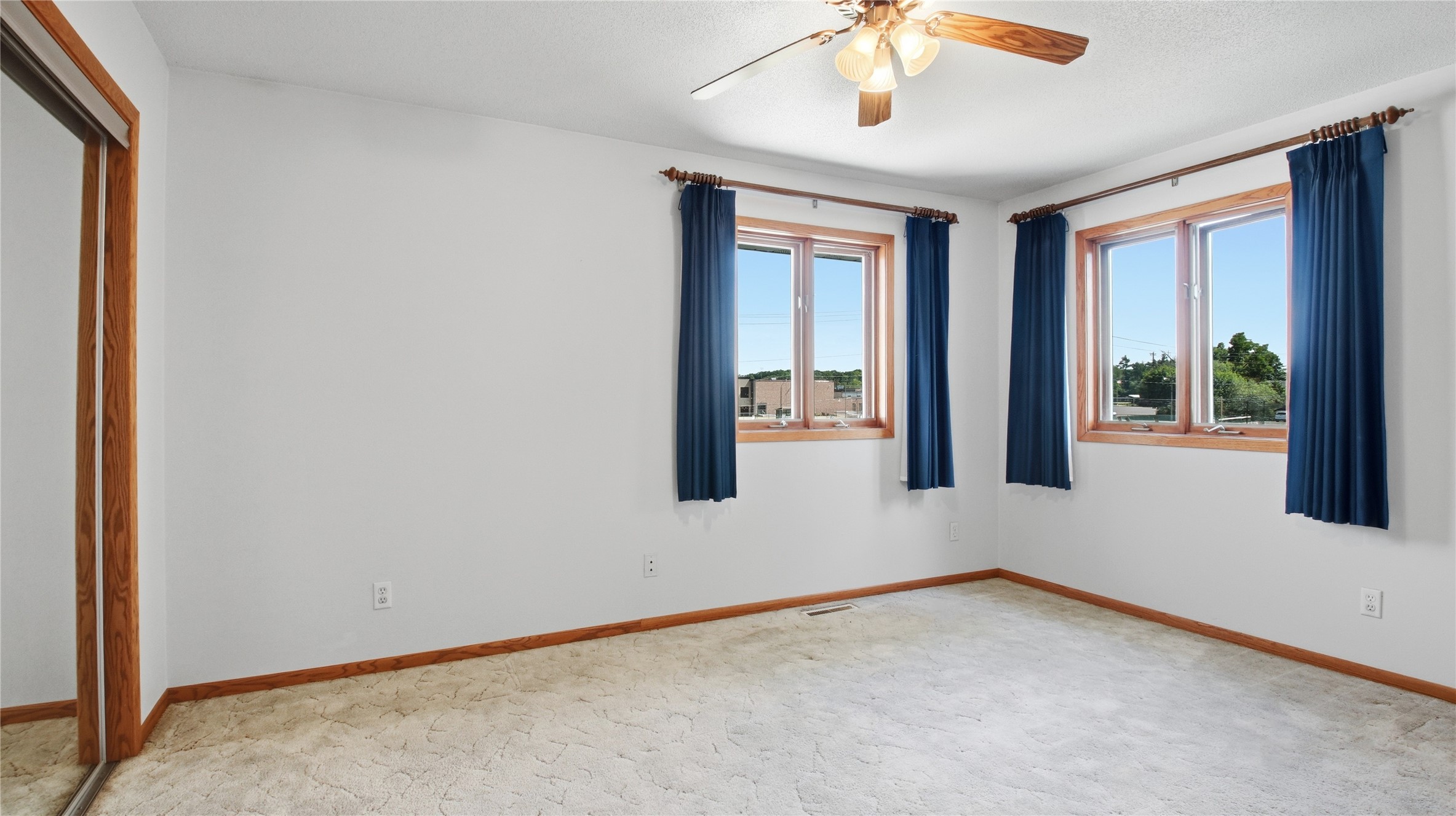 532 N Main Street Property Photo 17