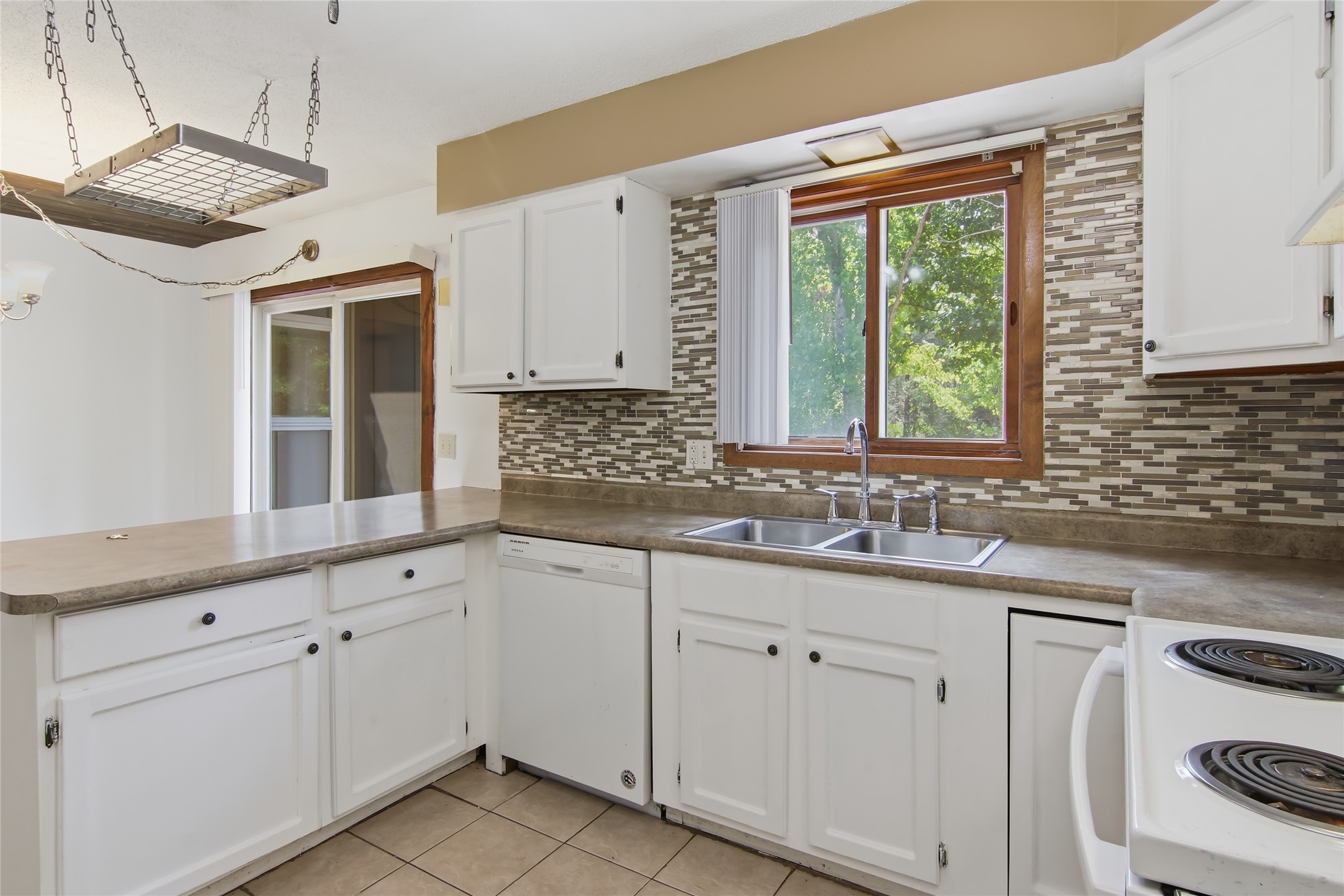 16081 W Park Road Property Photo 22
