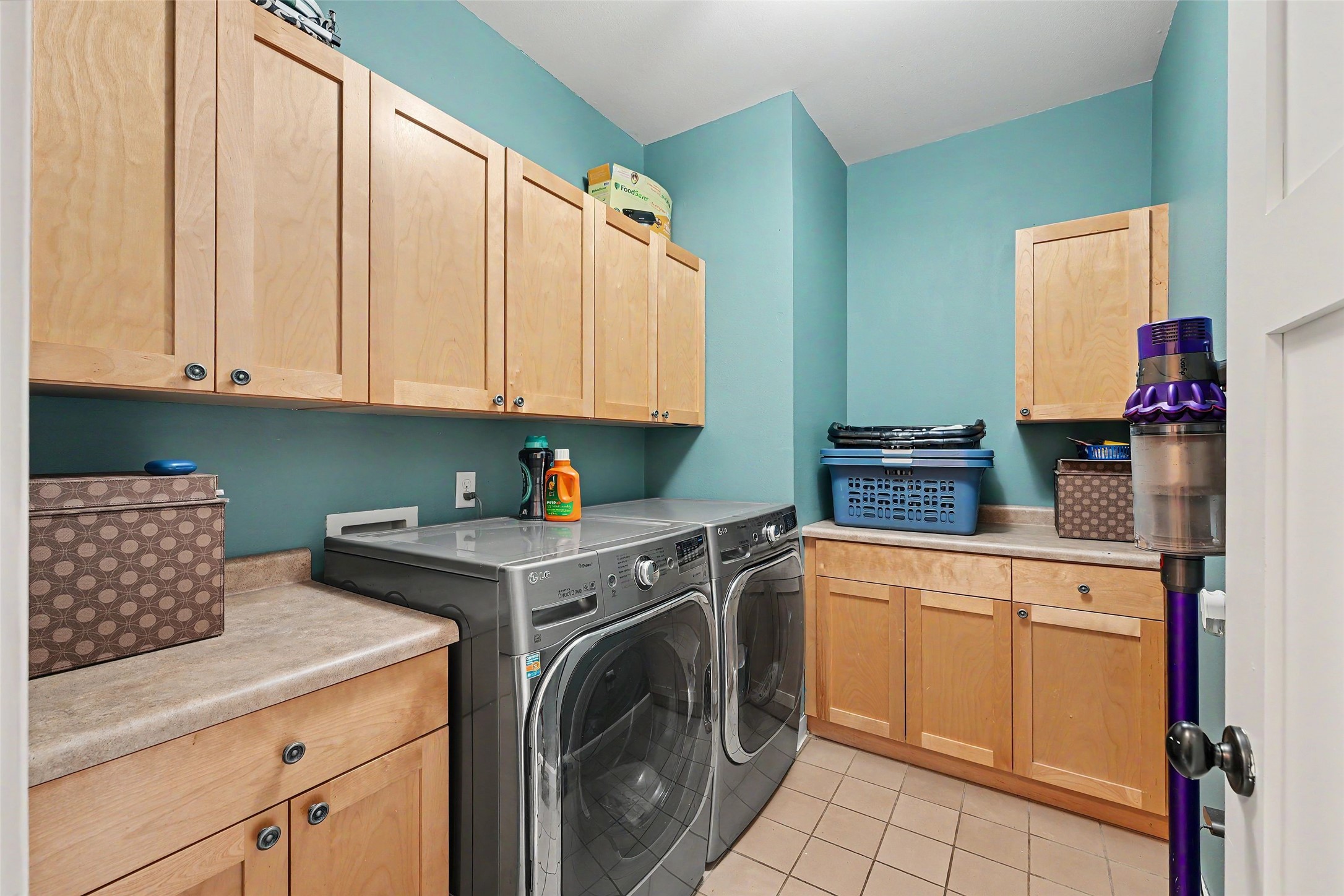 1999 26th Street Property Photo 11