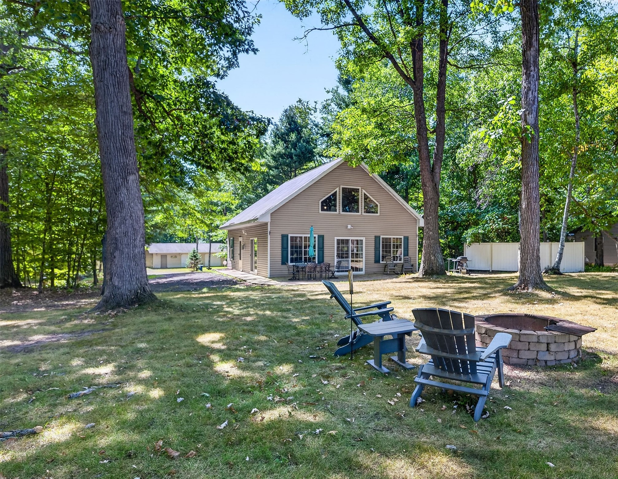 22760 S Elbow Lake Road Property Photo 3