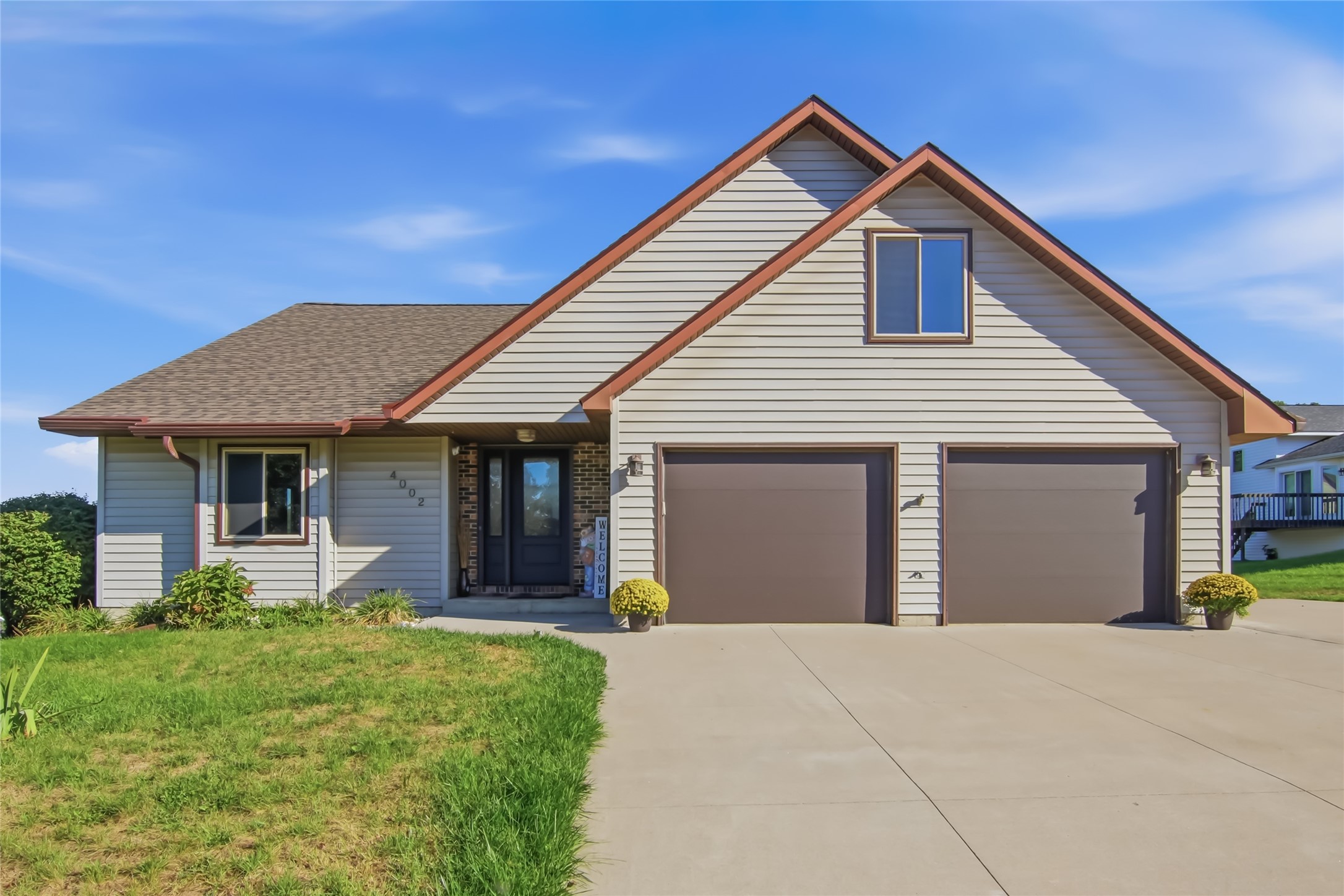 4002 Oak Knoll Drive Property Photo 1