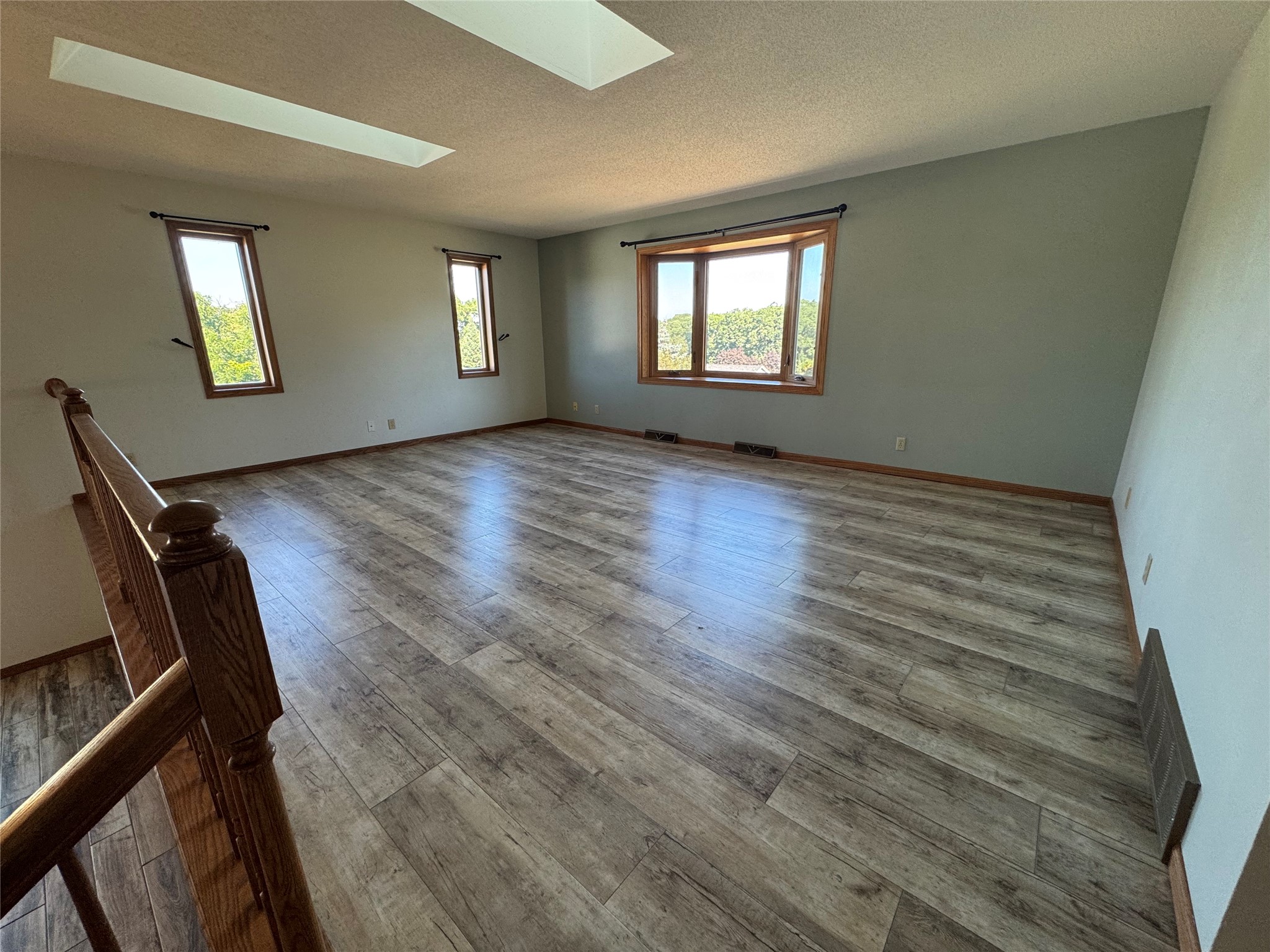 4002 Oak Knoll Drive Property Photo 12