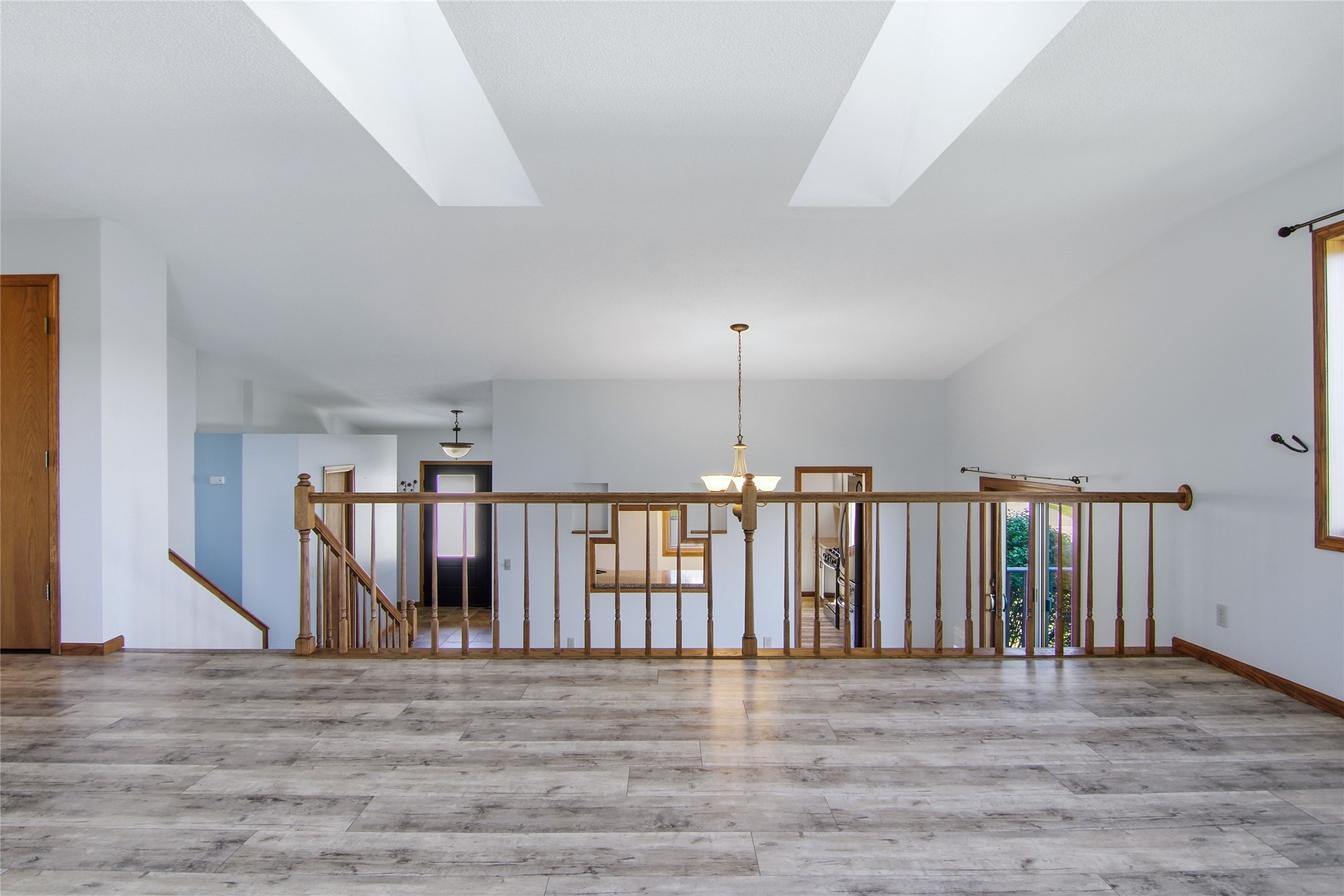4002 Oak Knoll Drive Property Photo 13