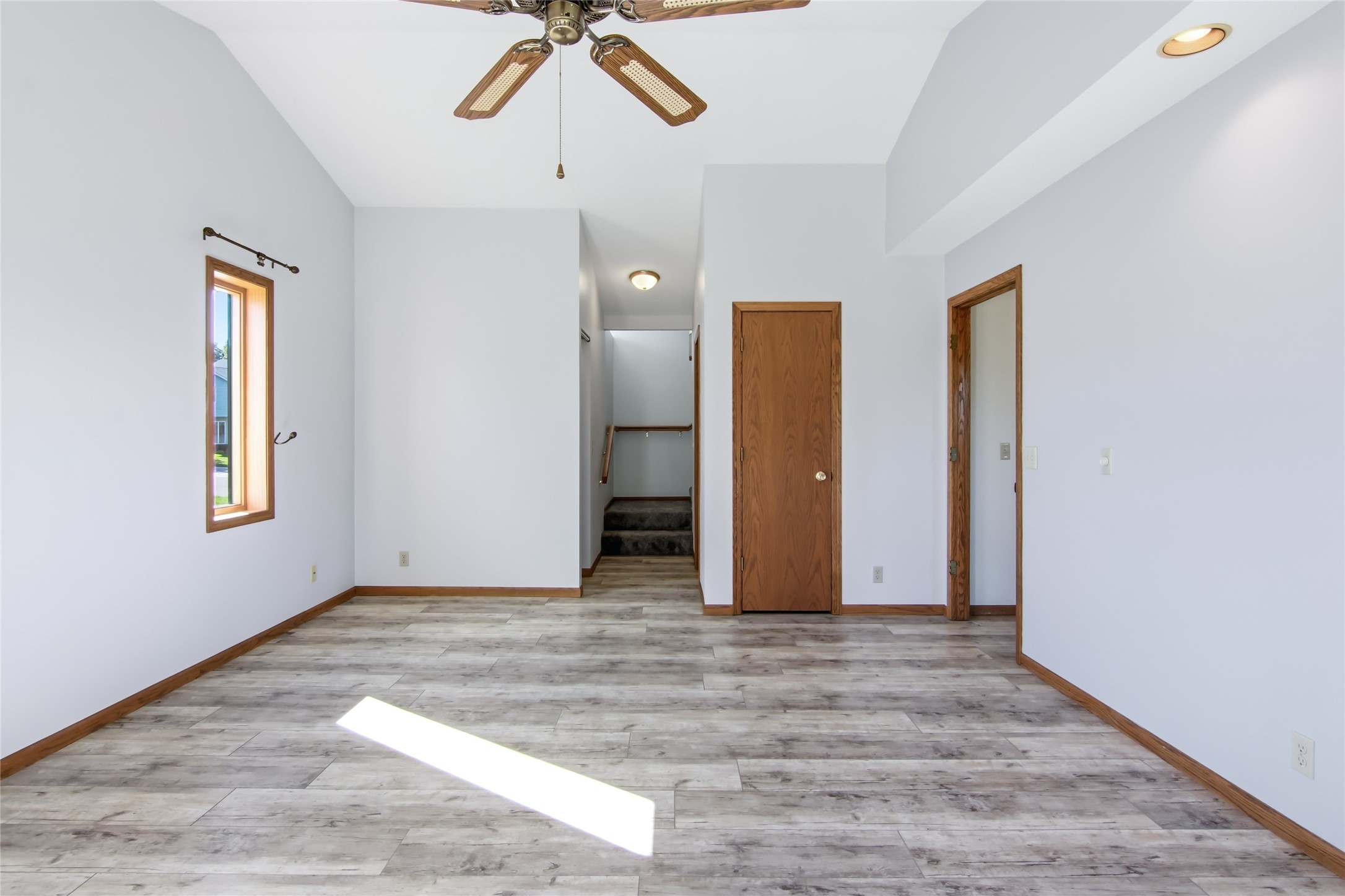 4002 Oak Knoll Drive Property Photo 16