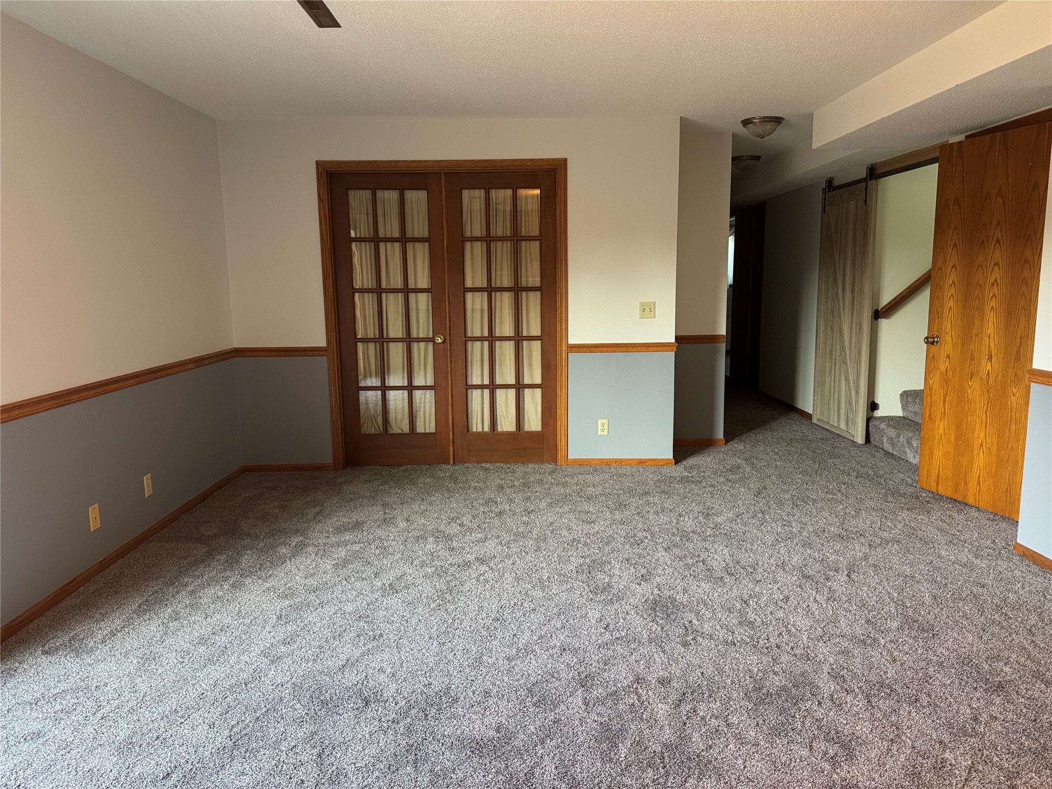 4002 Oak Knoll Drive Property Photo 25