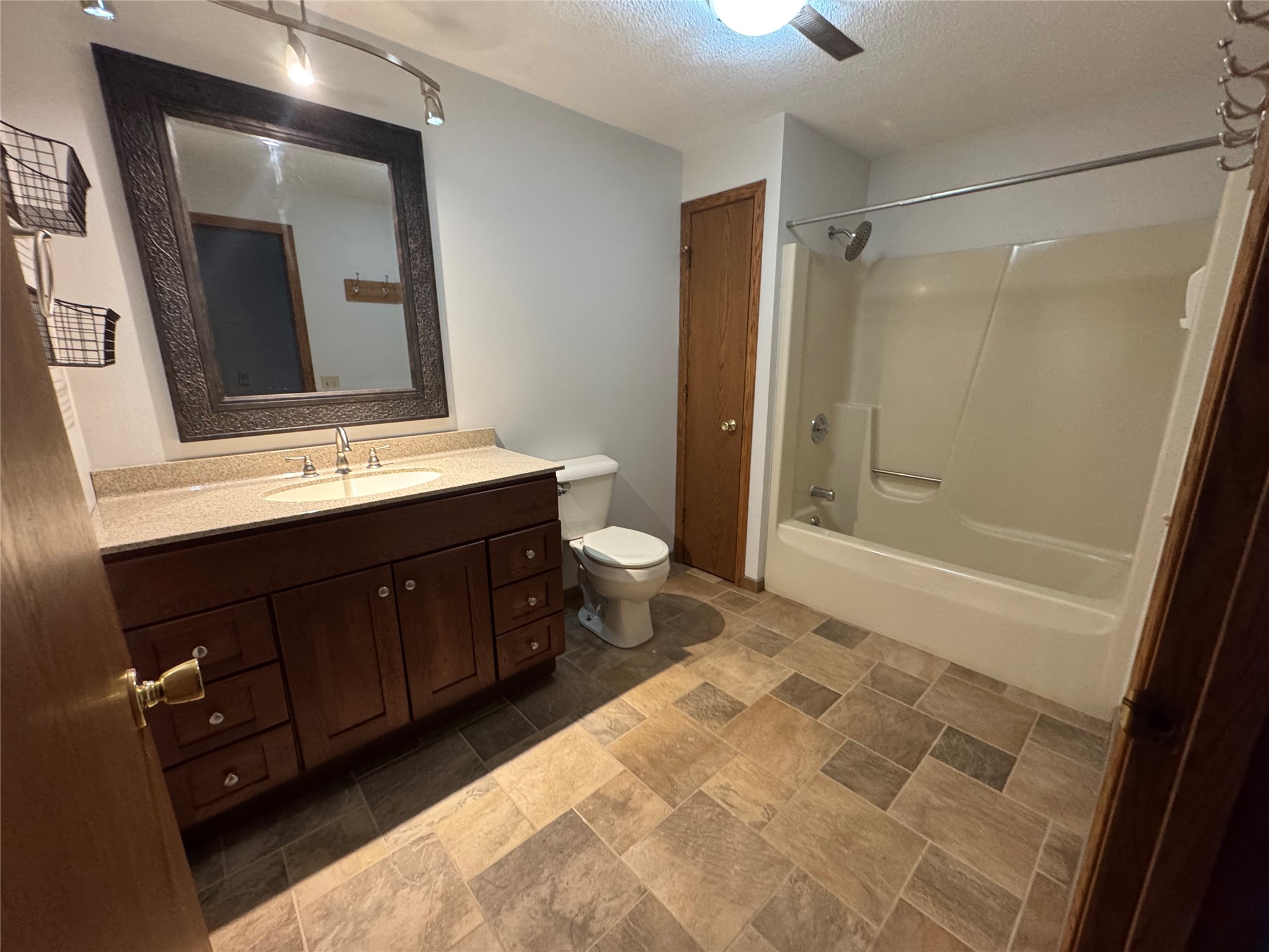 4002 Oak Knoll Drive Property Photo 30