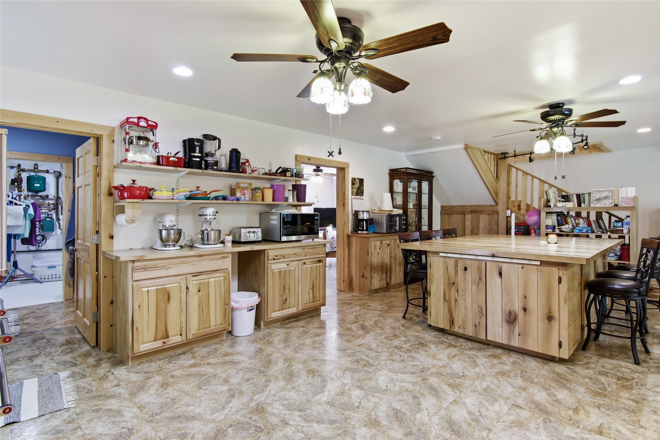 326 Camp Road Property Photo 3