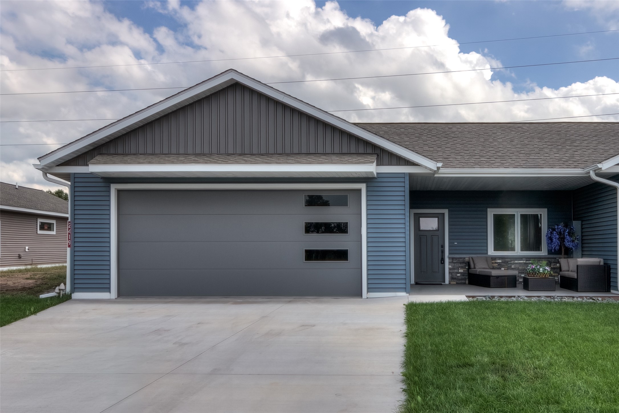 2419 116th Street Property Photo 1