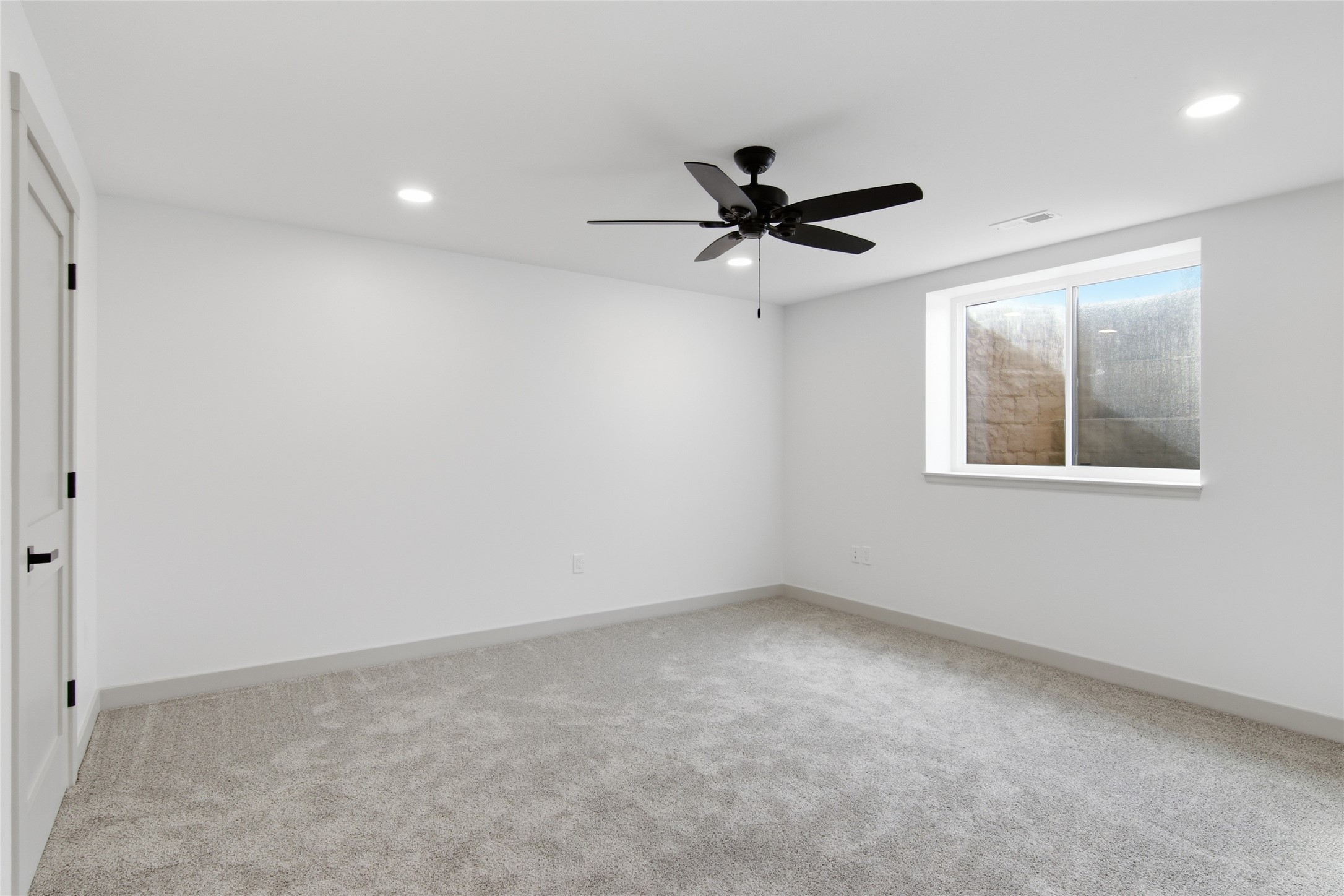 6735 Buck Tail Drive Property Photo 18