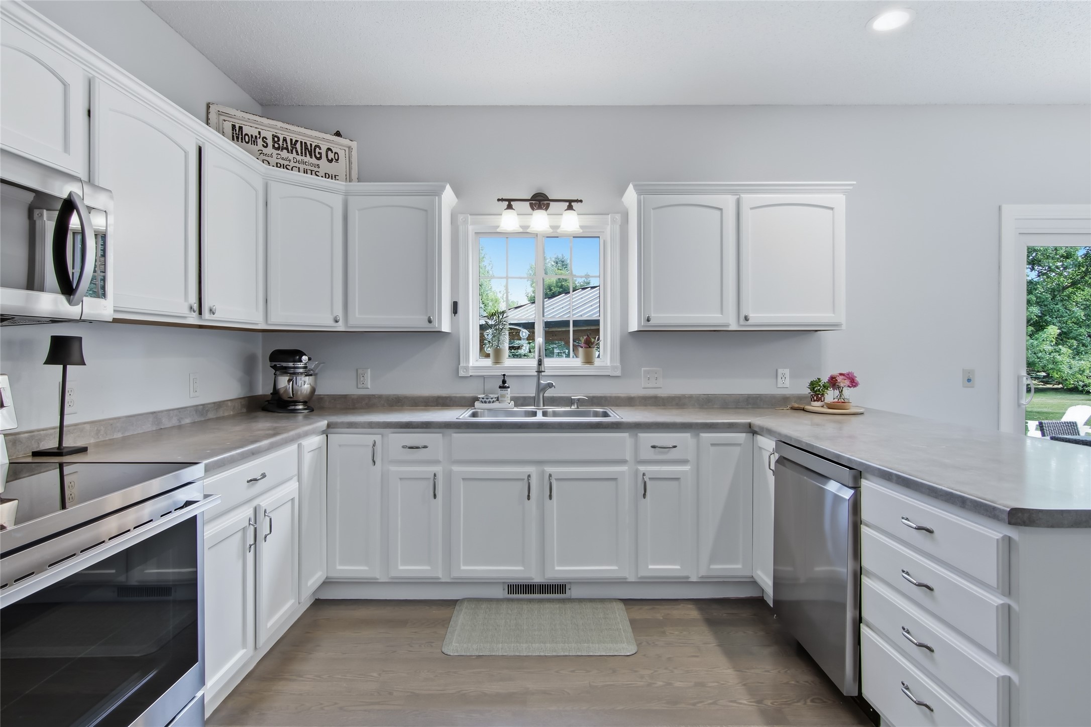 18009 51st Avenue Property Photo 11