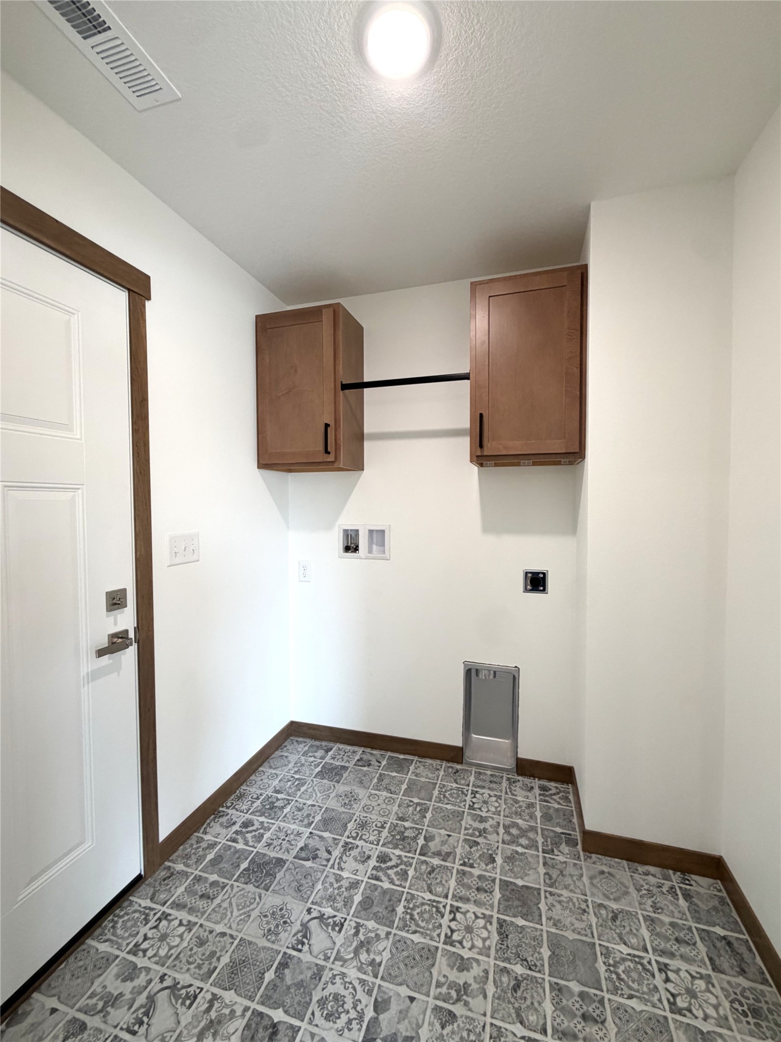 23345 Cherrywood Street Property Photo 25