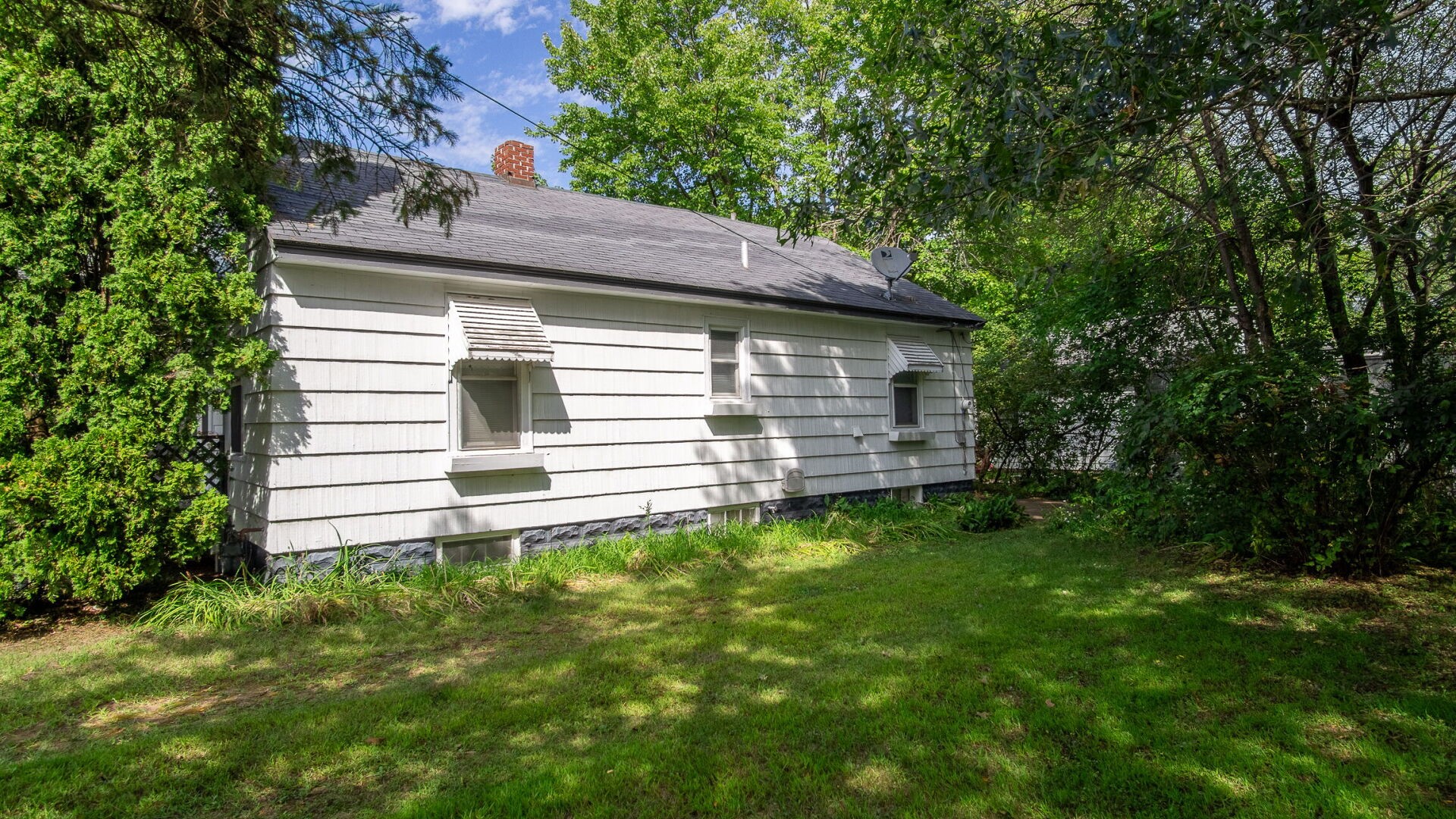 2627 7th Street Property Photo 4