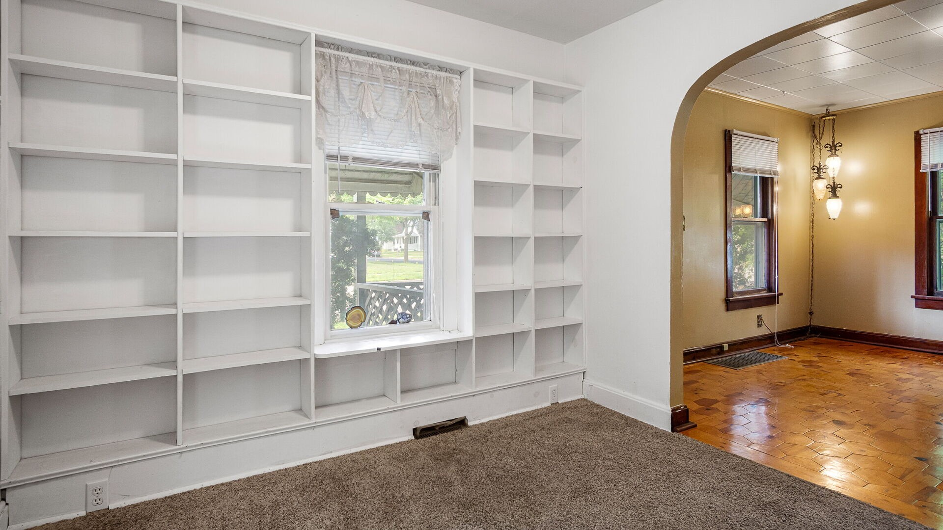 2627 7th Street Property Photo 14