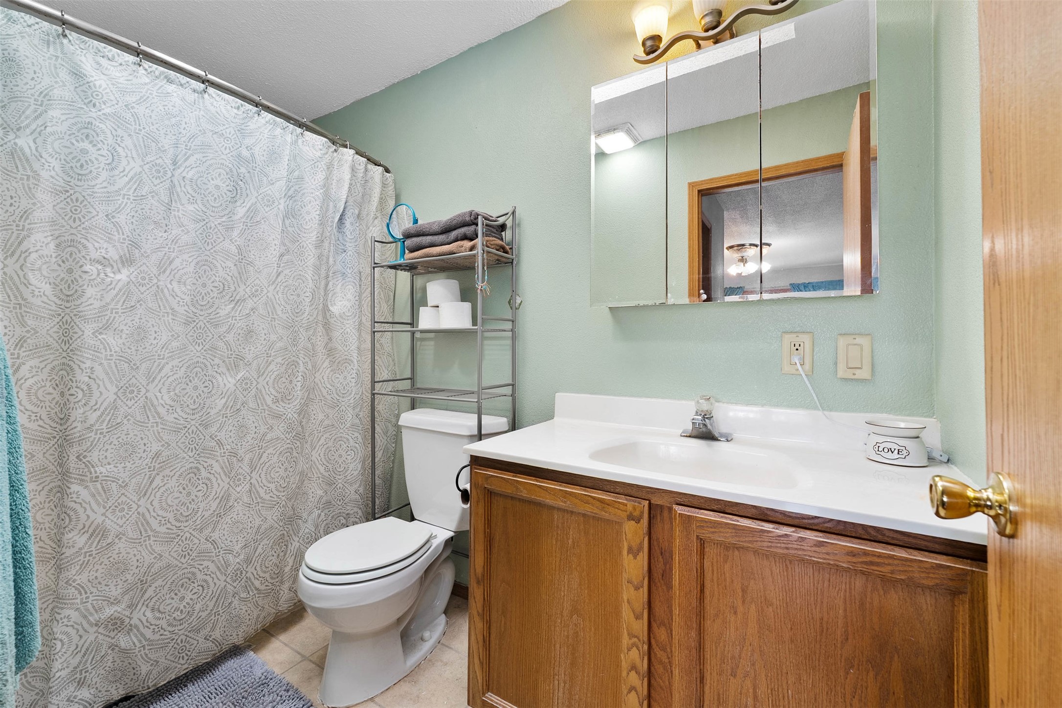1713 Riggs Street Property Photo 18