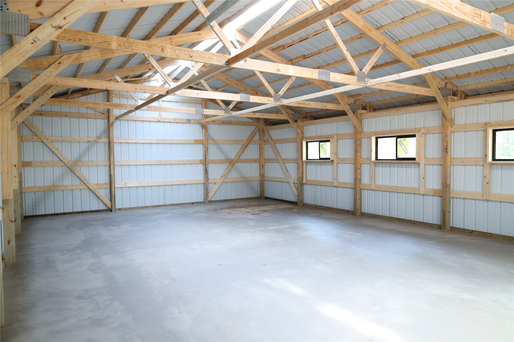 28090 Skylight Way Property Photo 4