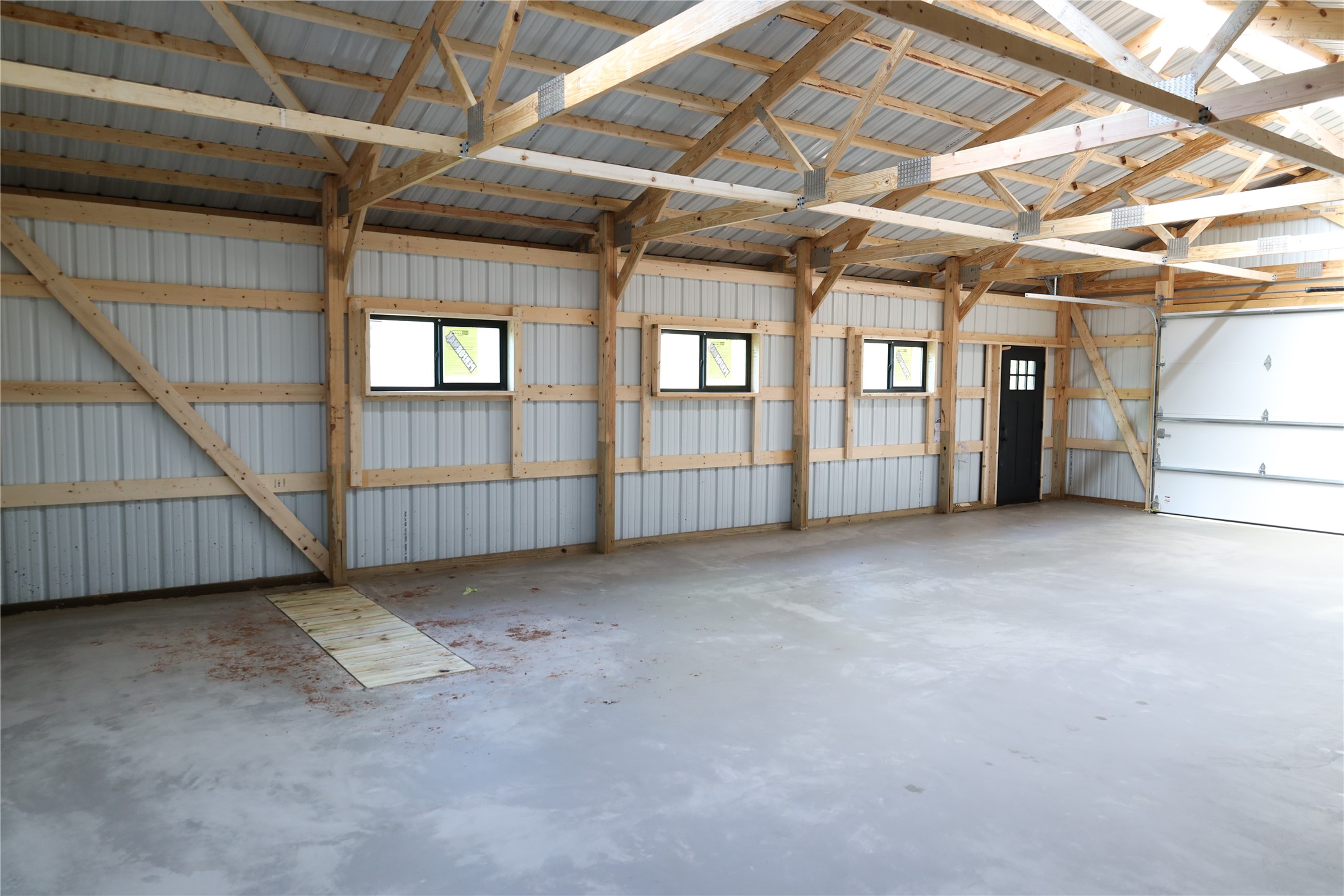 28090 Skylight Way Property Photo 8