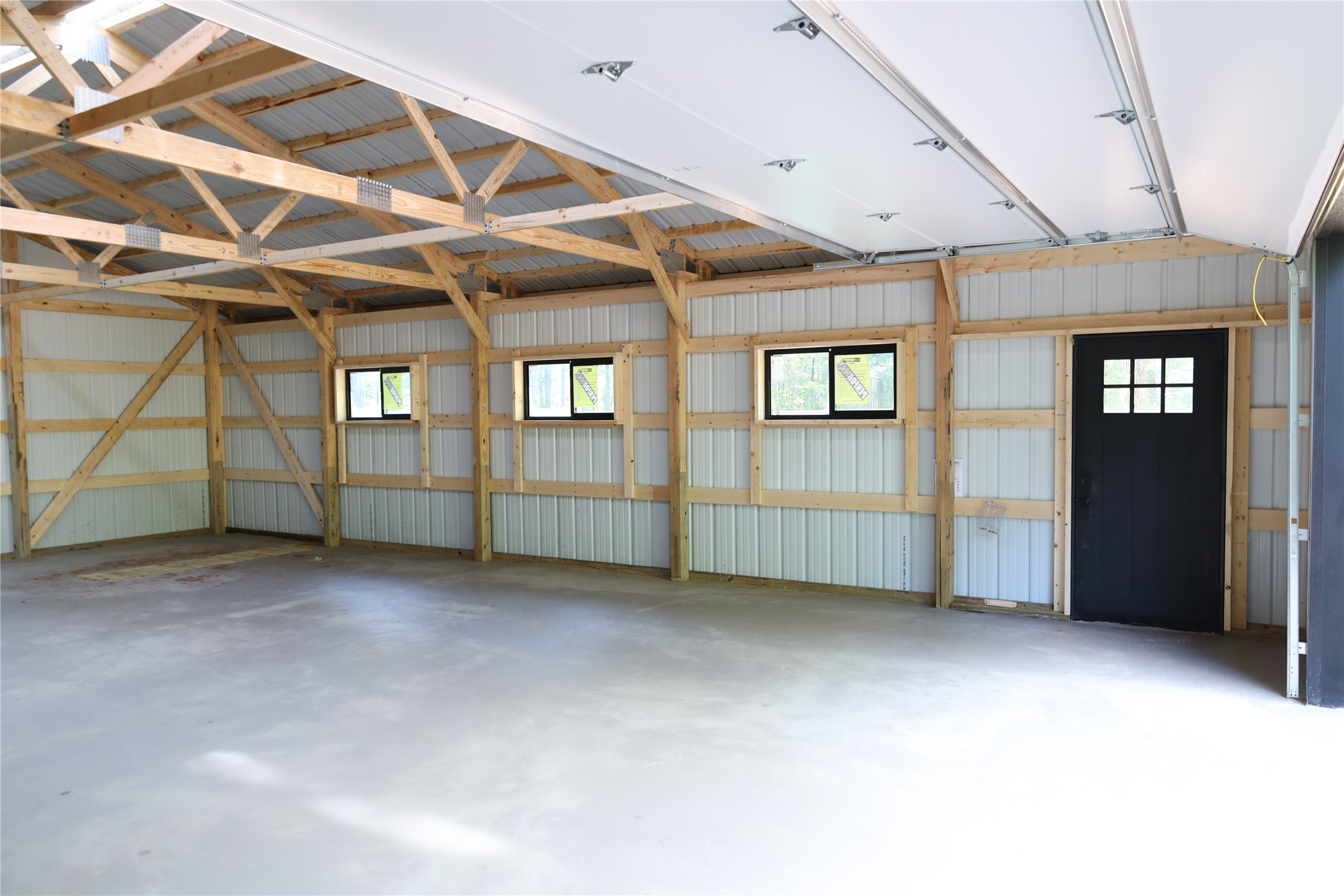28090 Skylight Way Property Photo 12