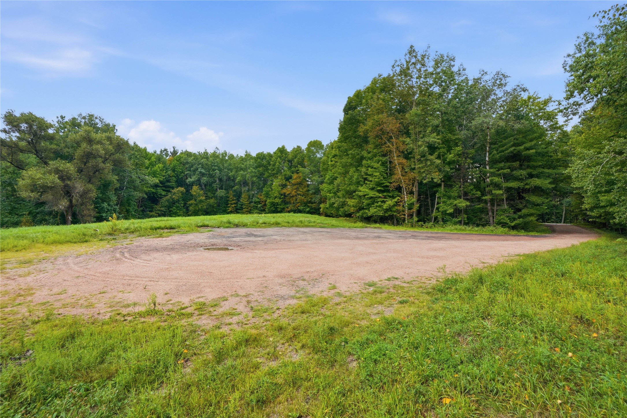 N16686 Fernwal Avenue Property Photo 4