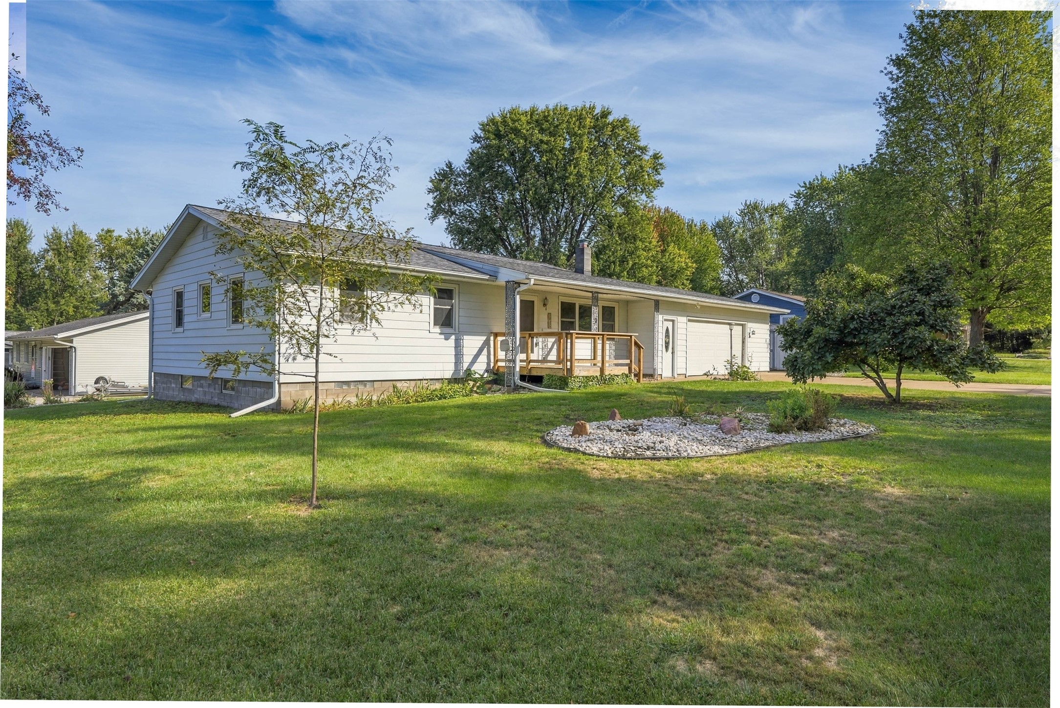 3025 Glenhaven Place Property Photo 2
