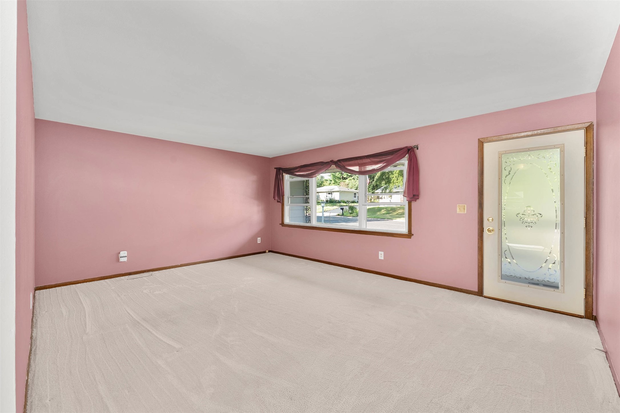3025 Glenhaven Place Property Photo 7