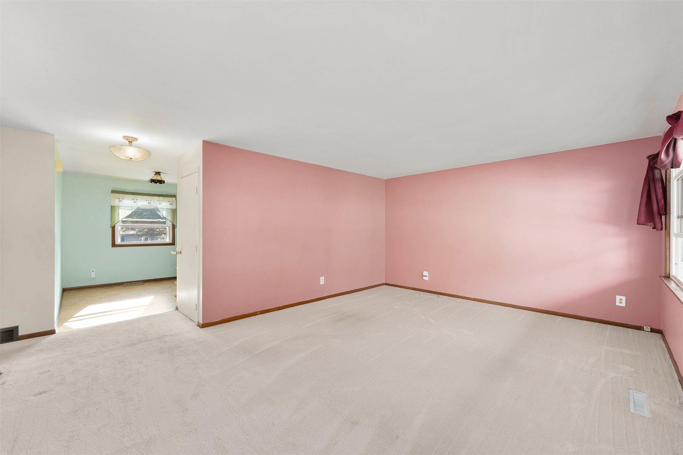 3025 Glenhaven Place Property Photo 8