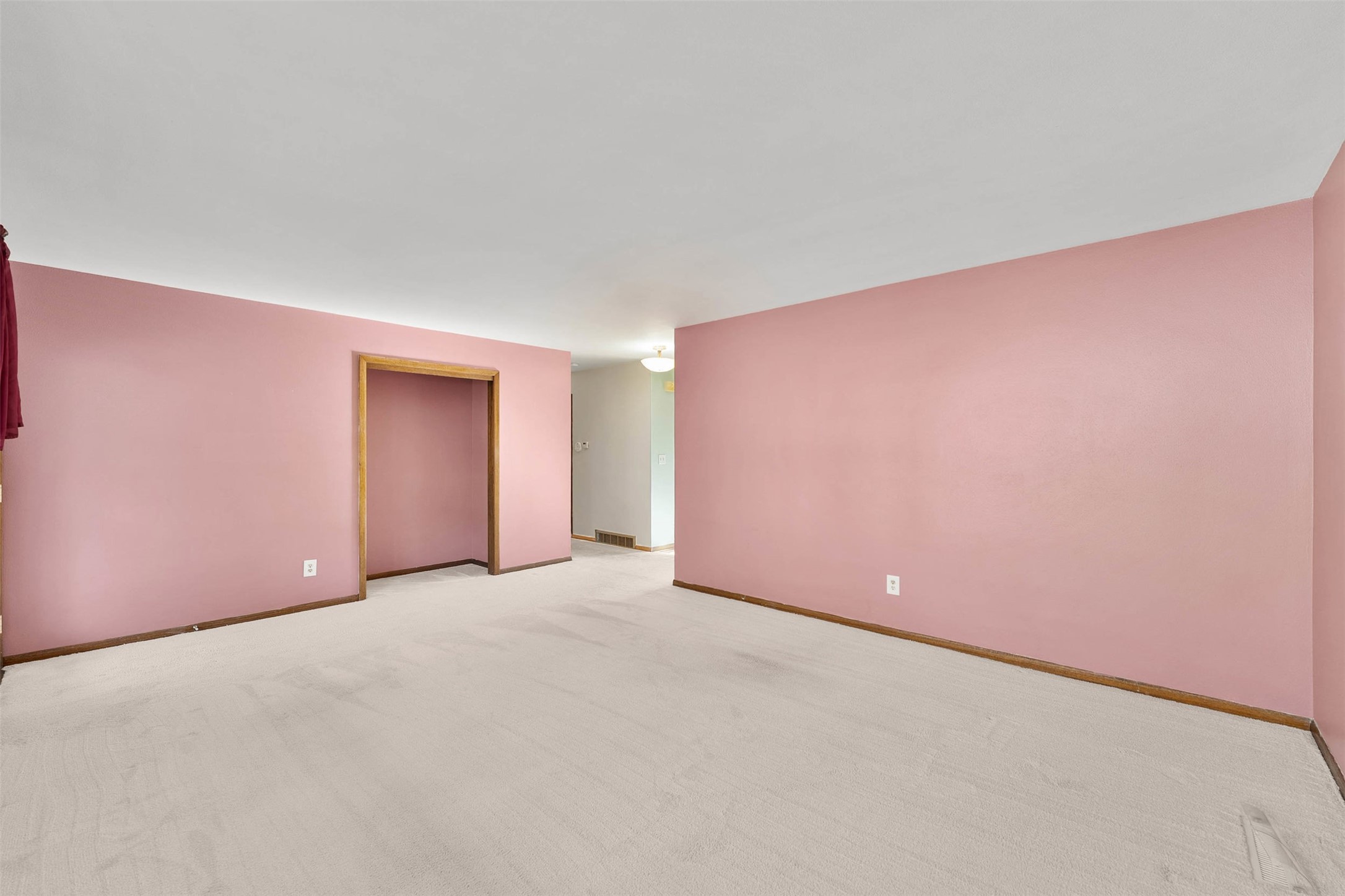3025 Glenhaven Place Property Photo 9