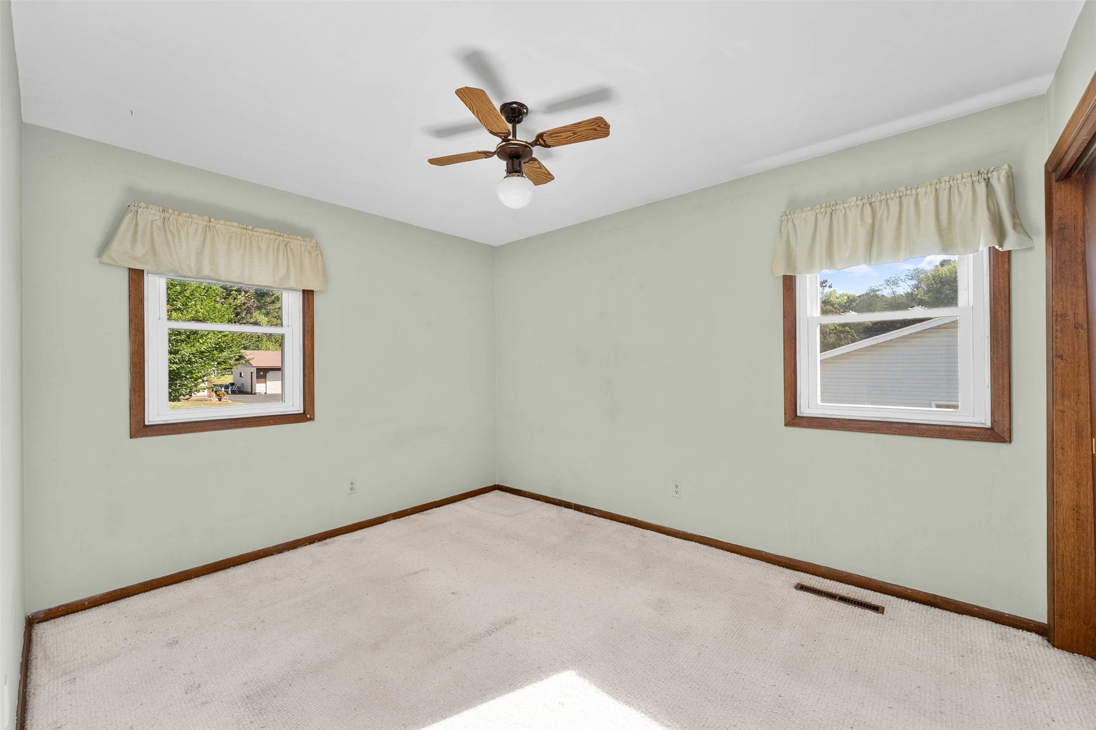 3025 Glenhaven Place Property Photo 23