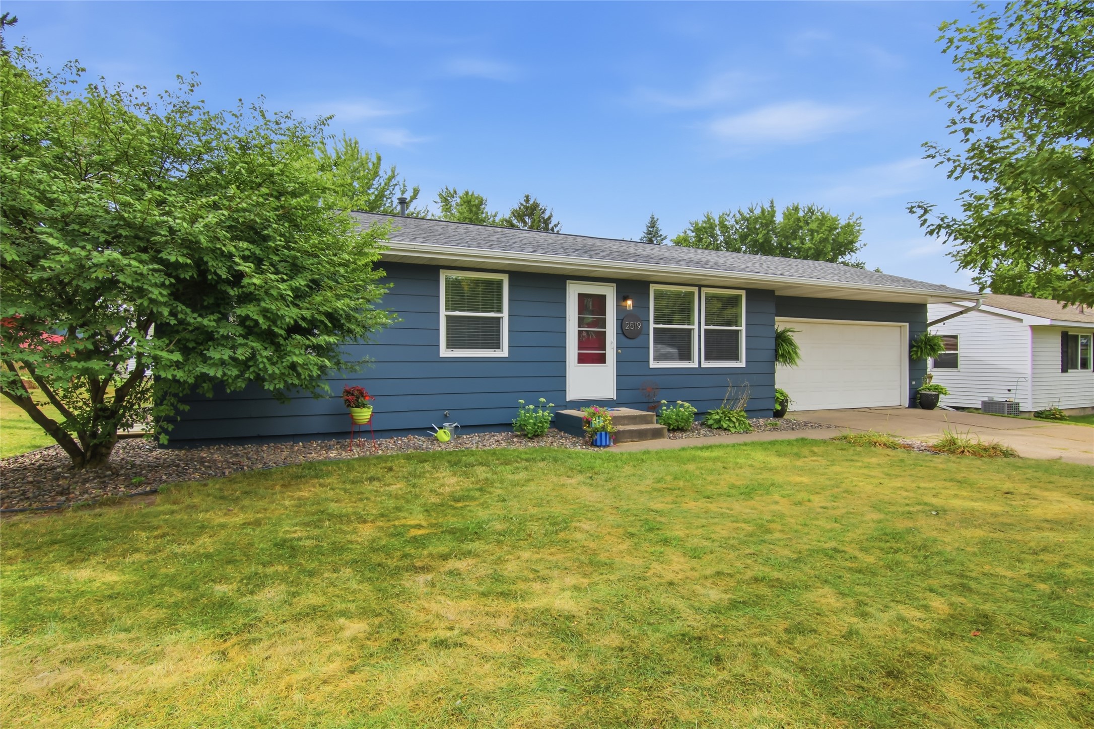 2519 Bartlett Avenue Property Photo 1