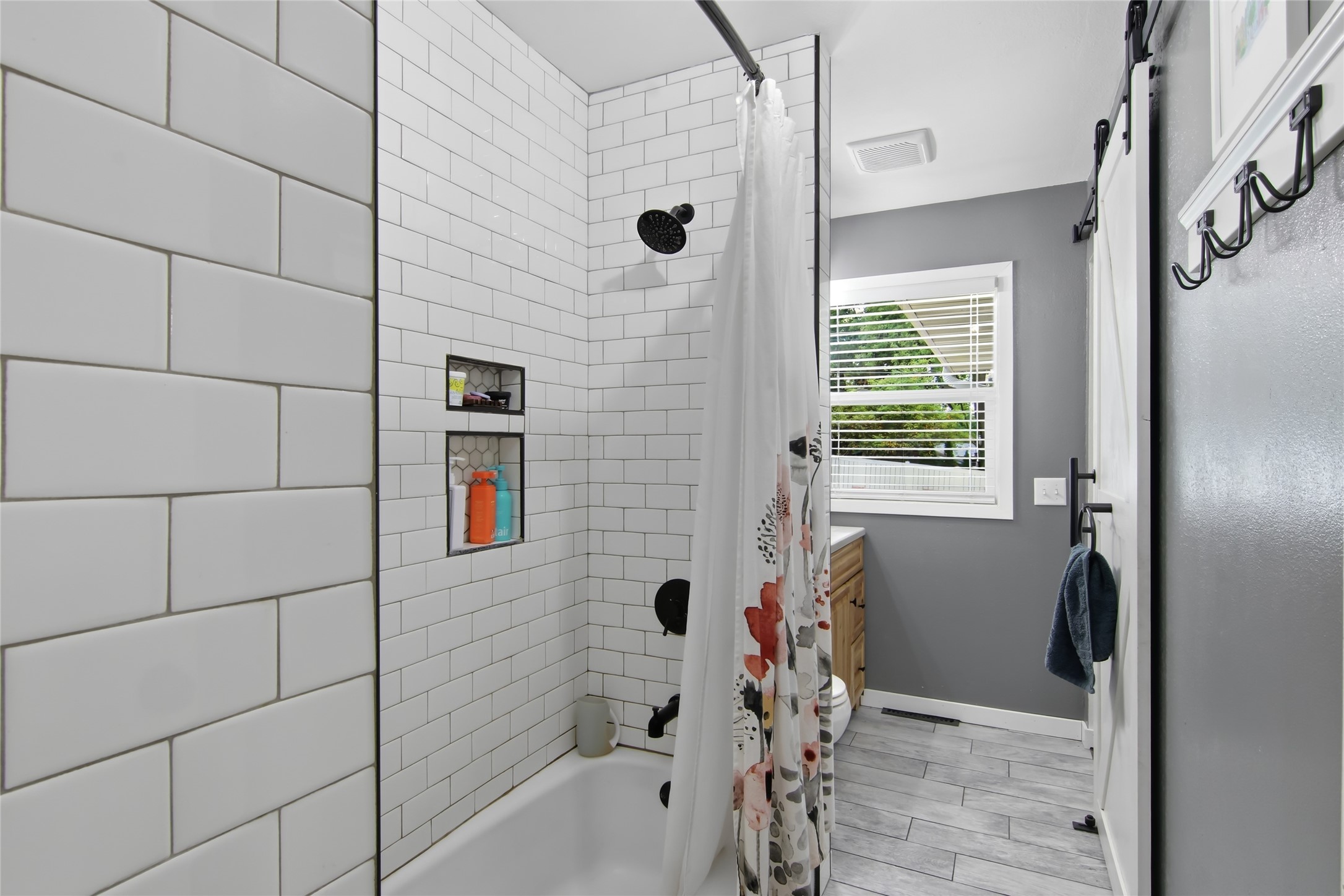 2519 Bartlett Avenue Property Photo 20
