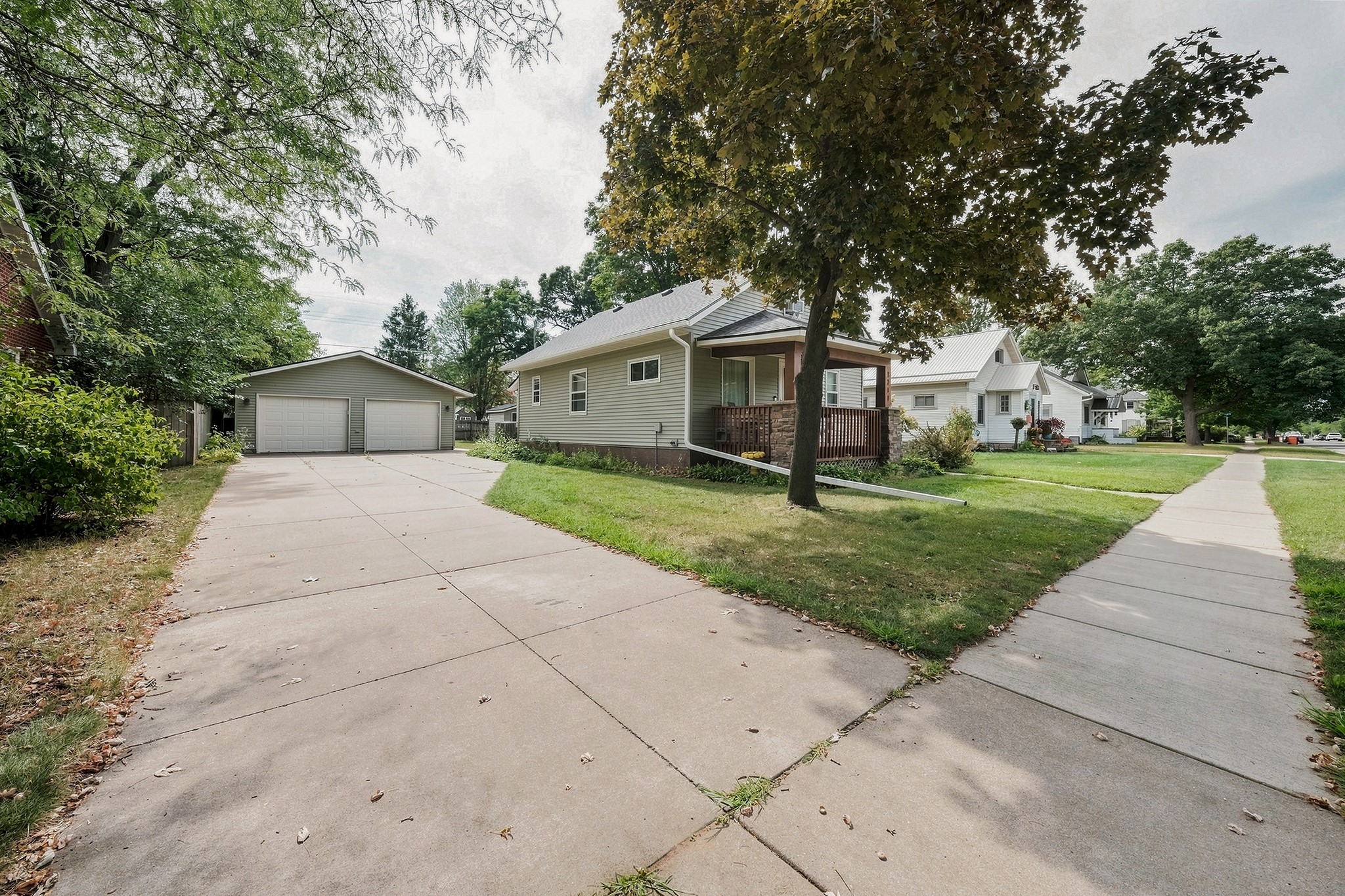1711 Hayden Avenue Property Photo 7