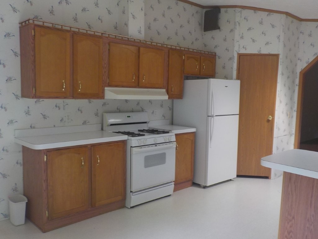 24073 Lind Road Property Photo 6