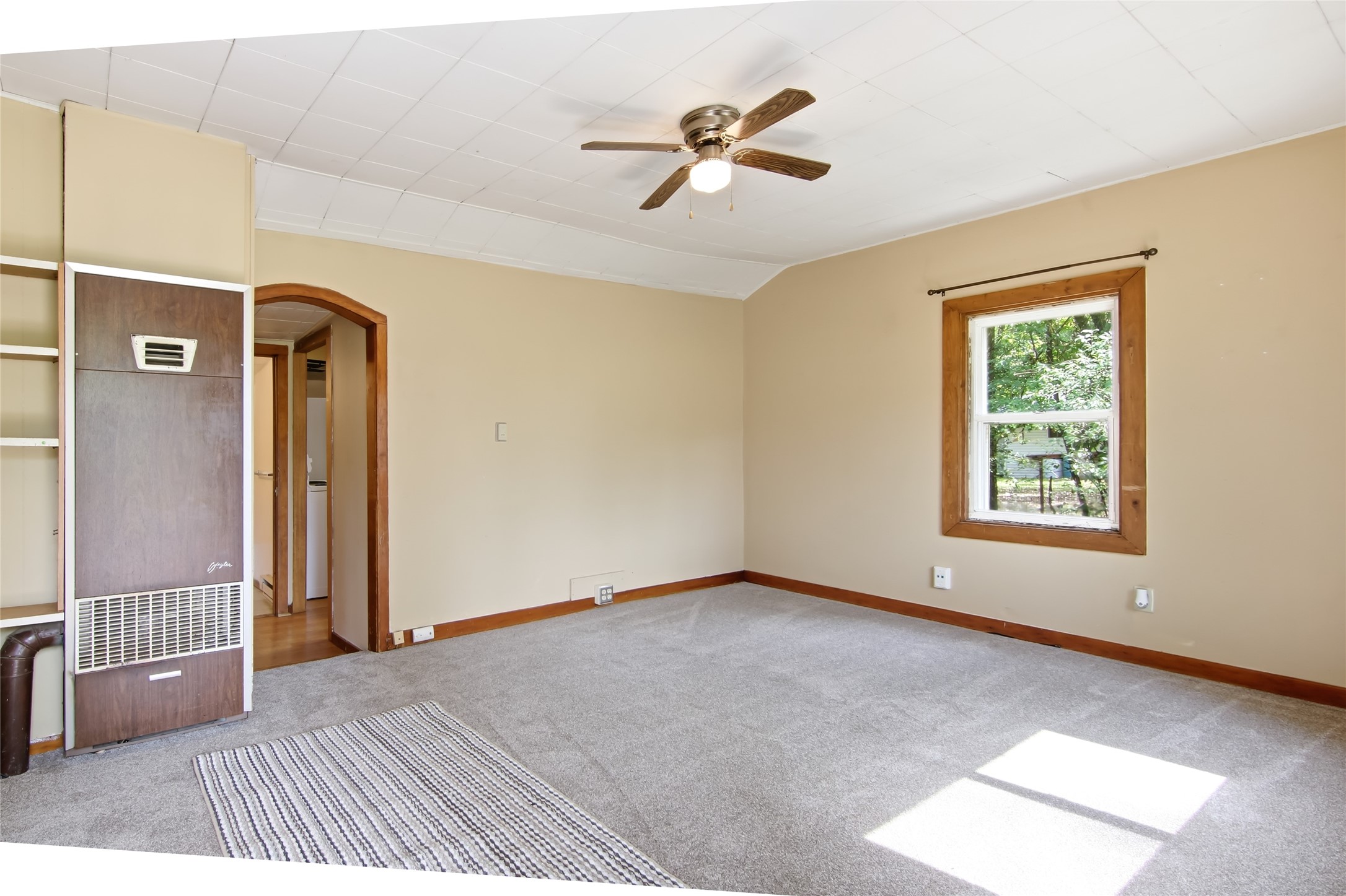 2718 North Lane Property Photo 2