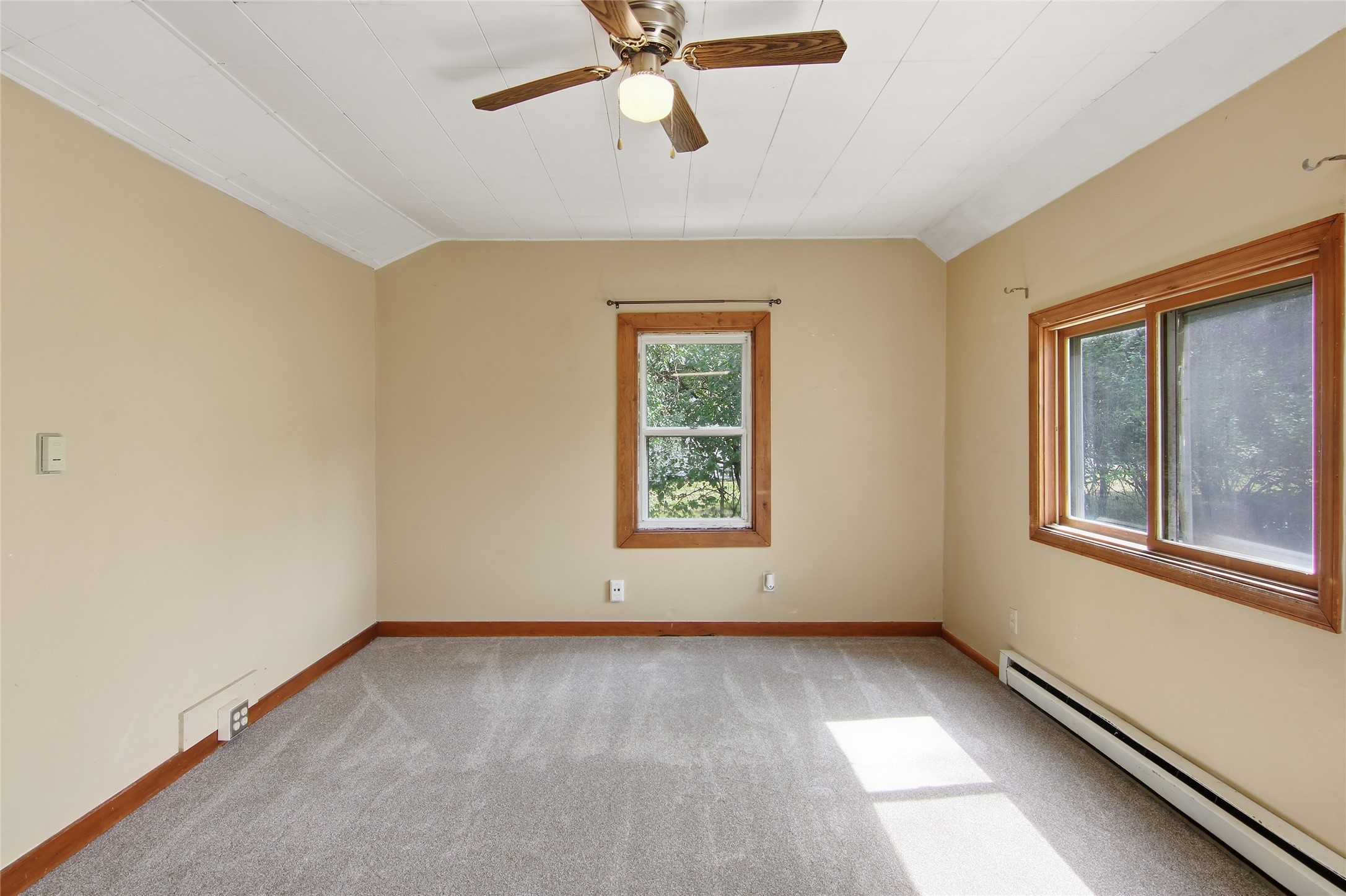 2718 North Lane Property Photo 3