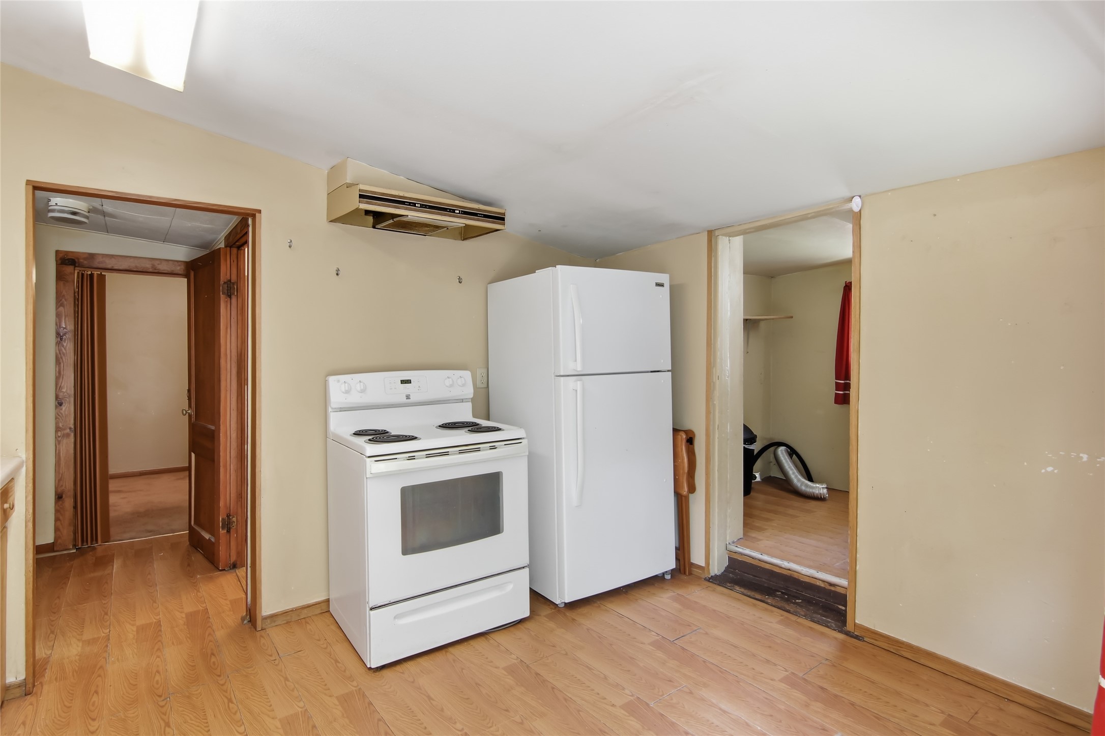2718 North Lane Property Photo 11
