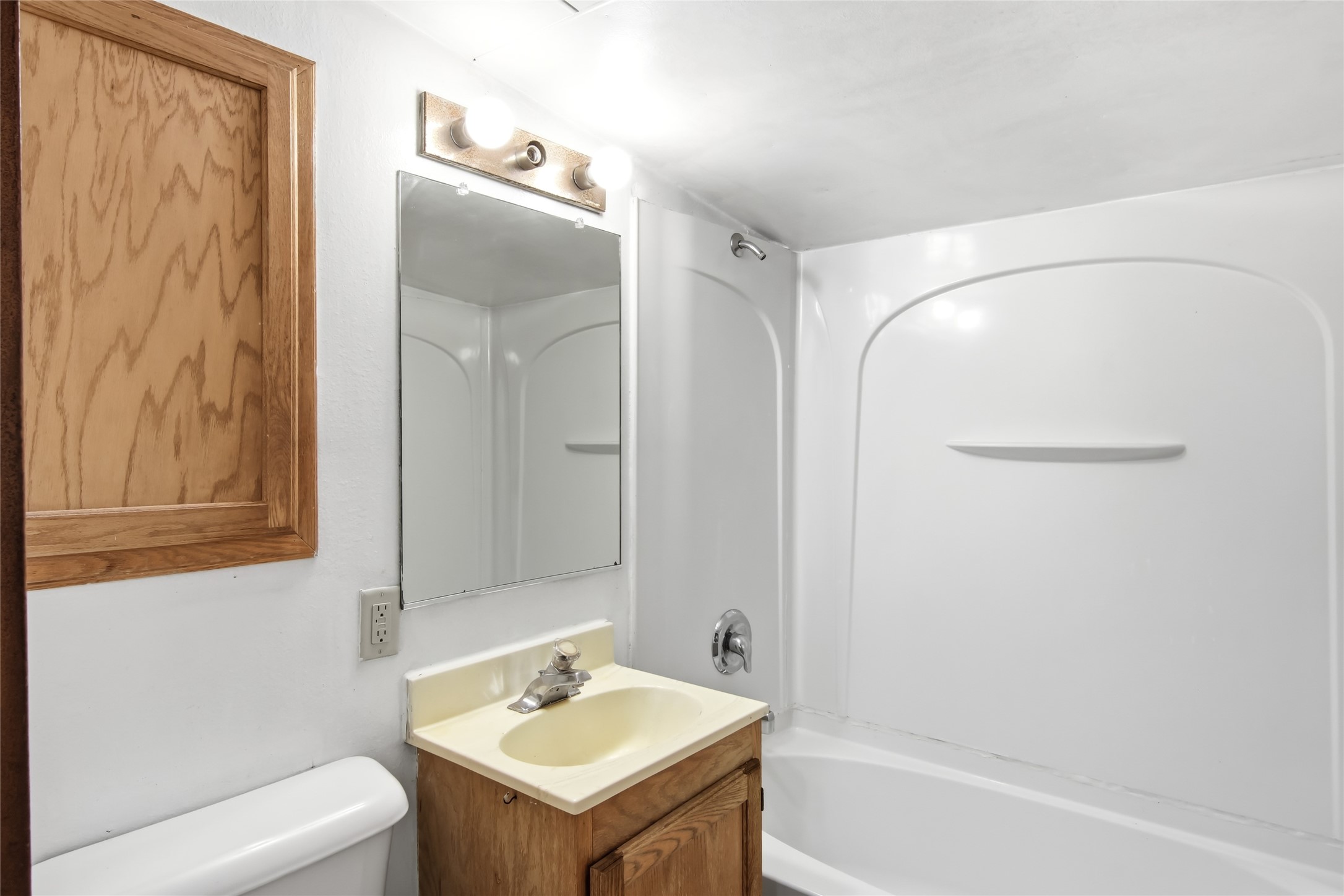 2718 North Lane Property Photo 19