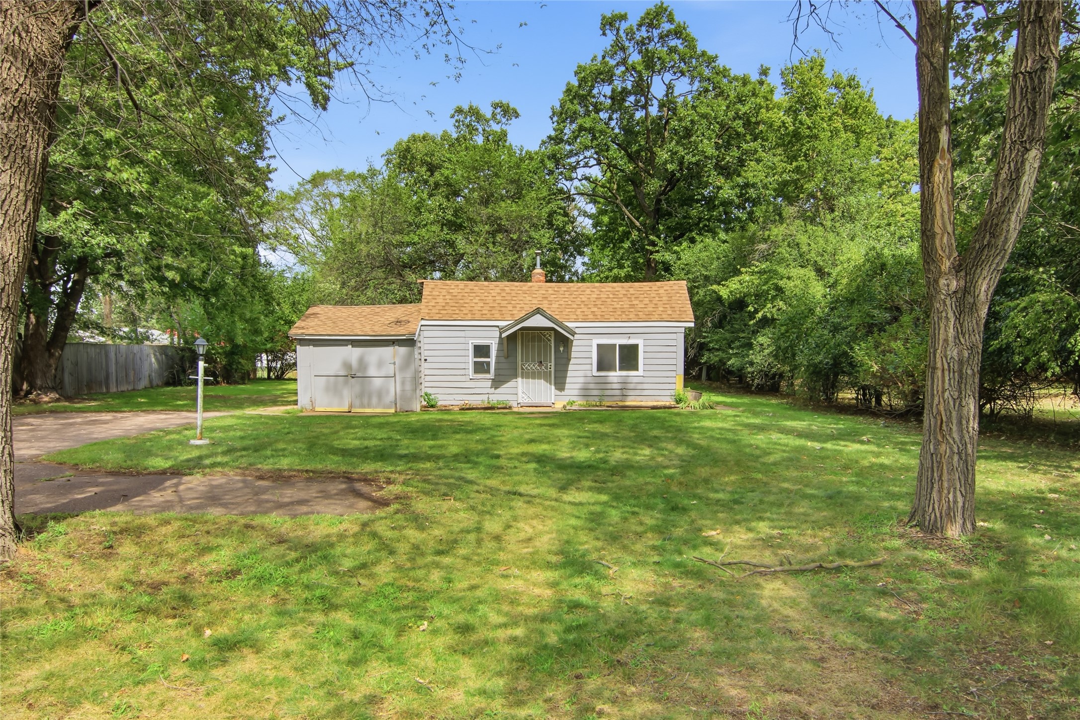 2718 North Lane Property Photo 22