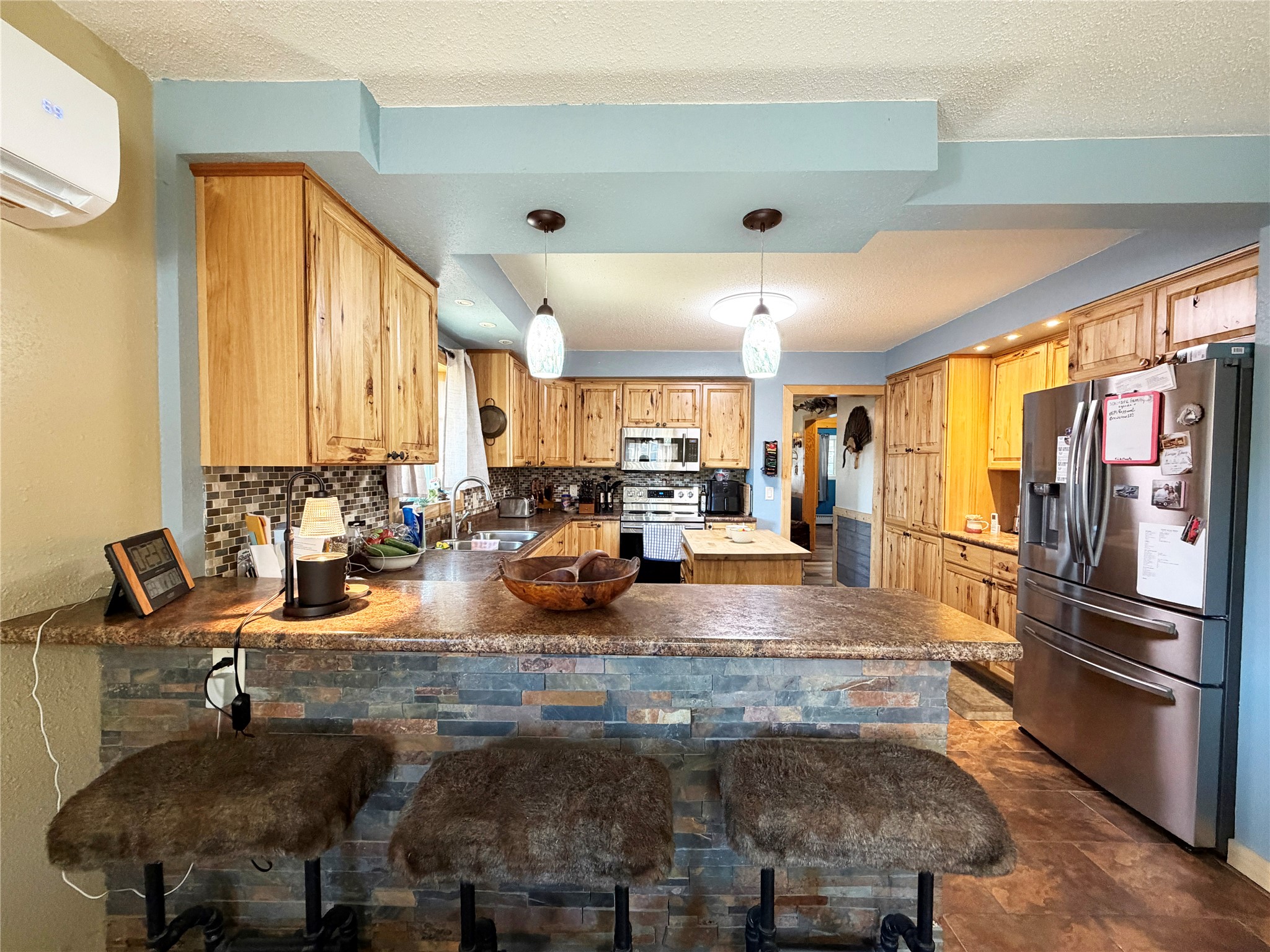 27 Hatten Avenue Property Photo 4