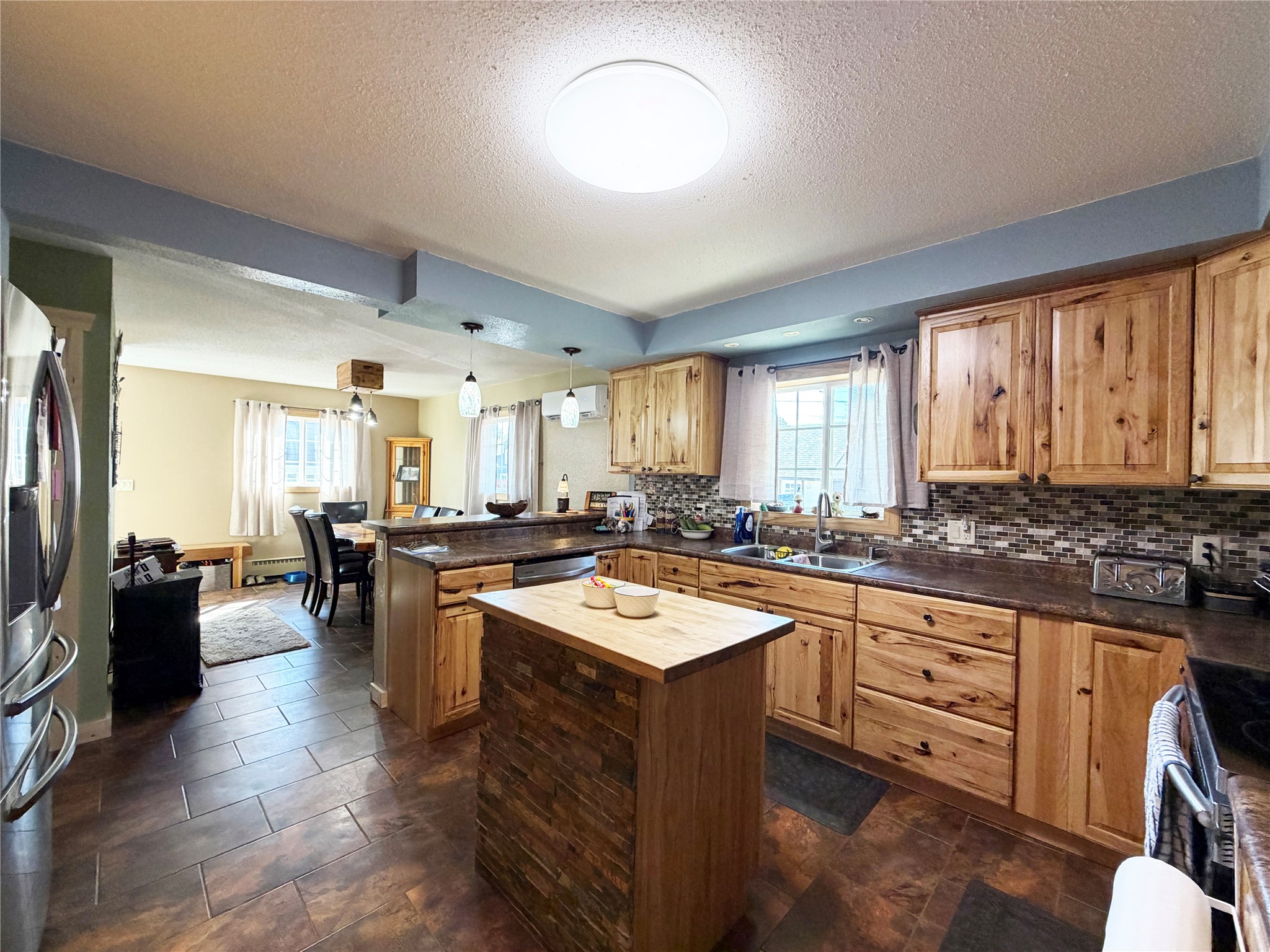 27 Hatten Avenue Property Photo 7
