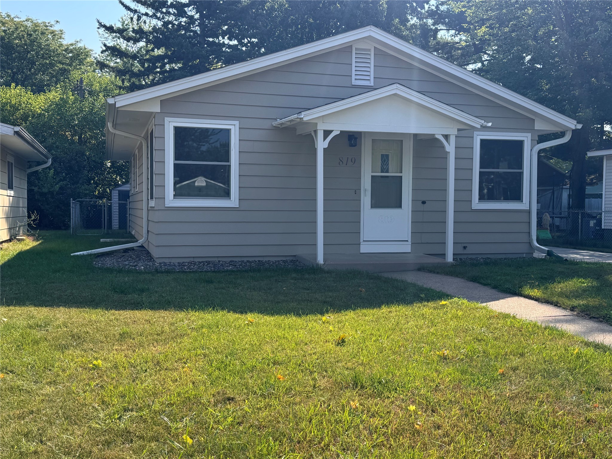 819 Brighton Street Property Photo 1