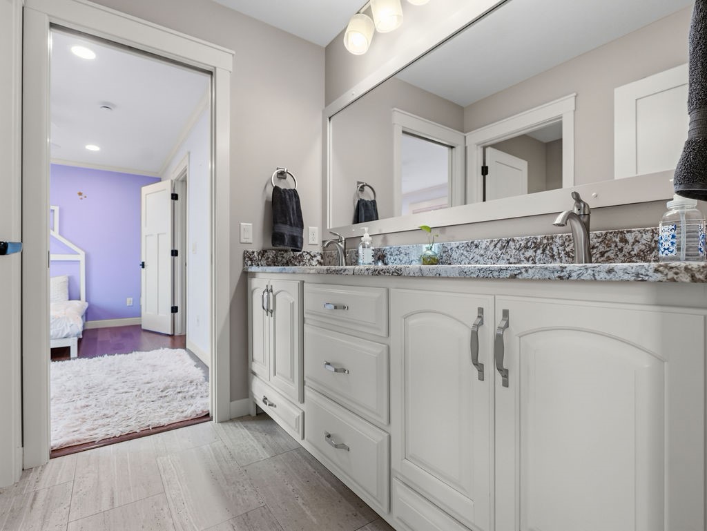 4766 S Oakwood Hills Parkway Property Photo 23