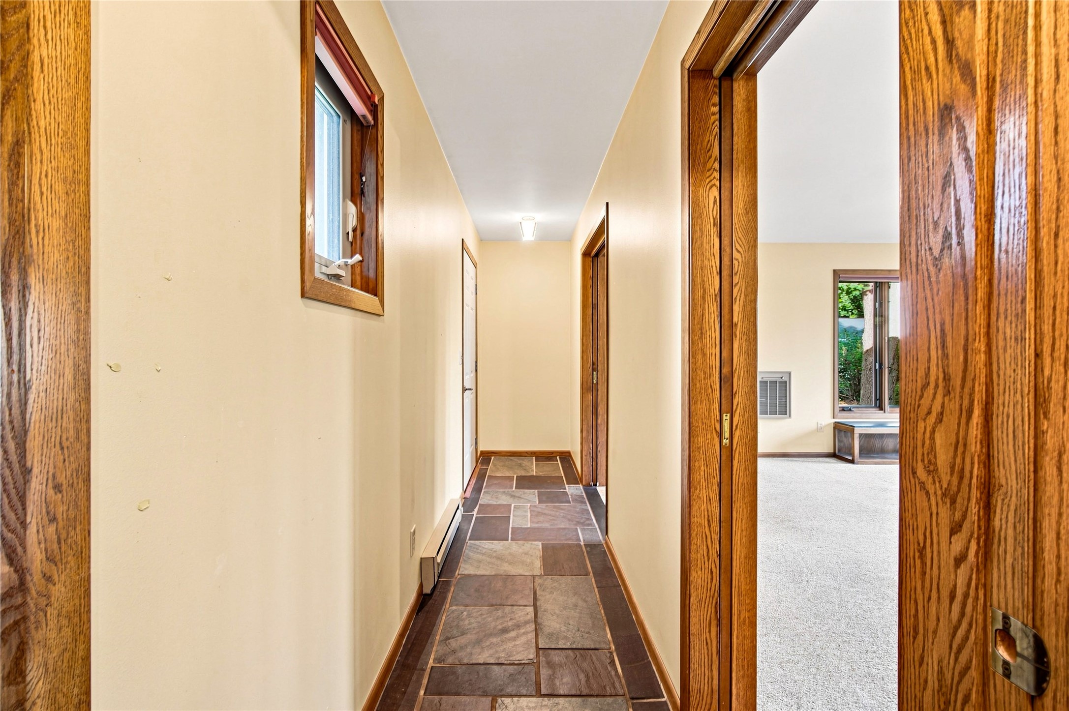 327 Marshall Street Property Photo 15