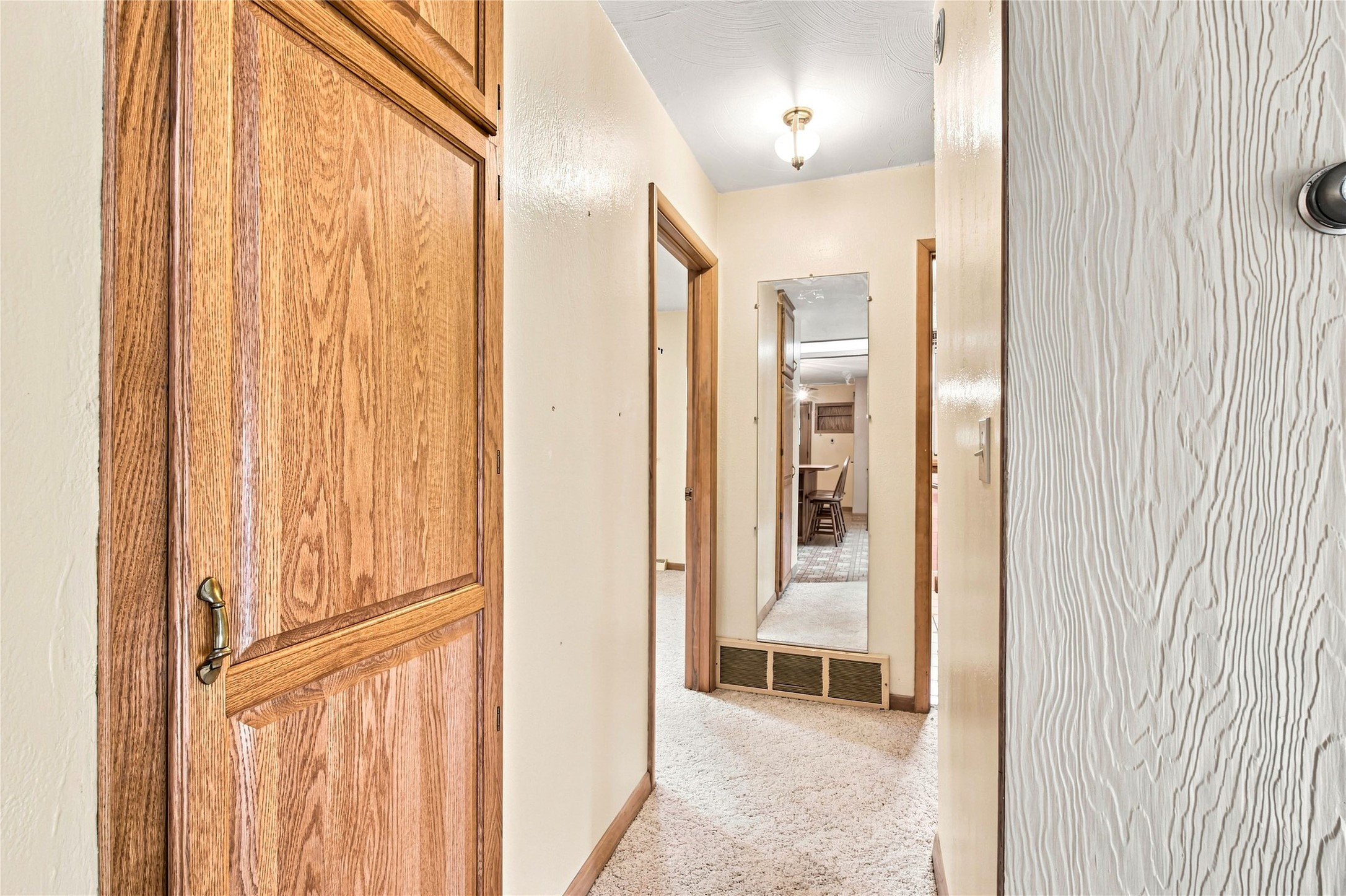 327 Marshall Street Property Photo 21