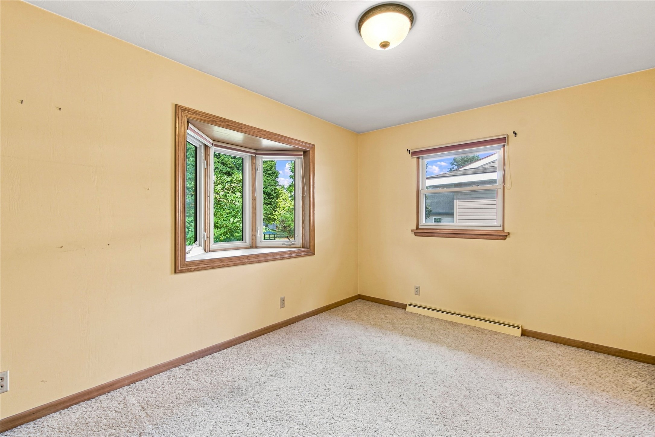 327 Marshall Street Property Photo 26