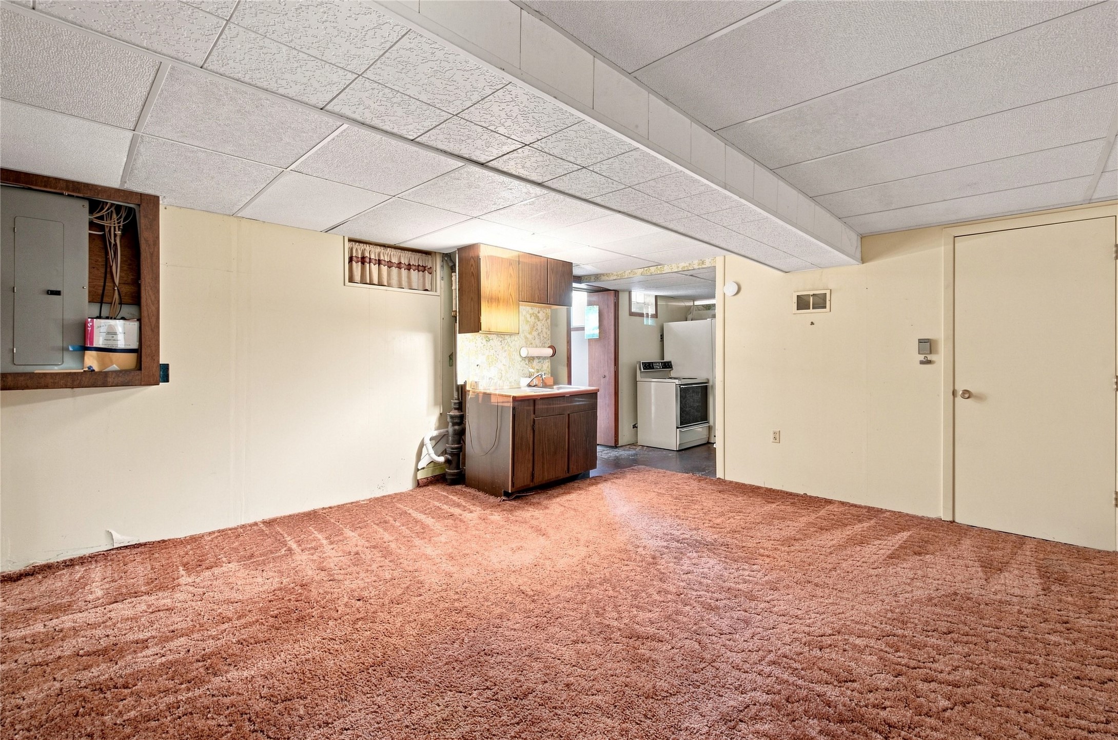 327 Marshall Street Property Photo 32