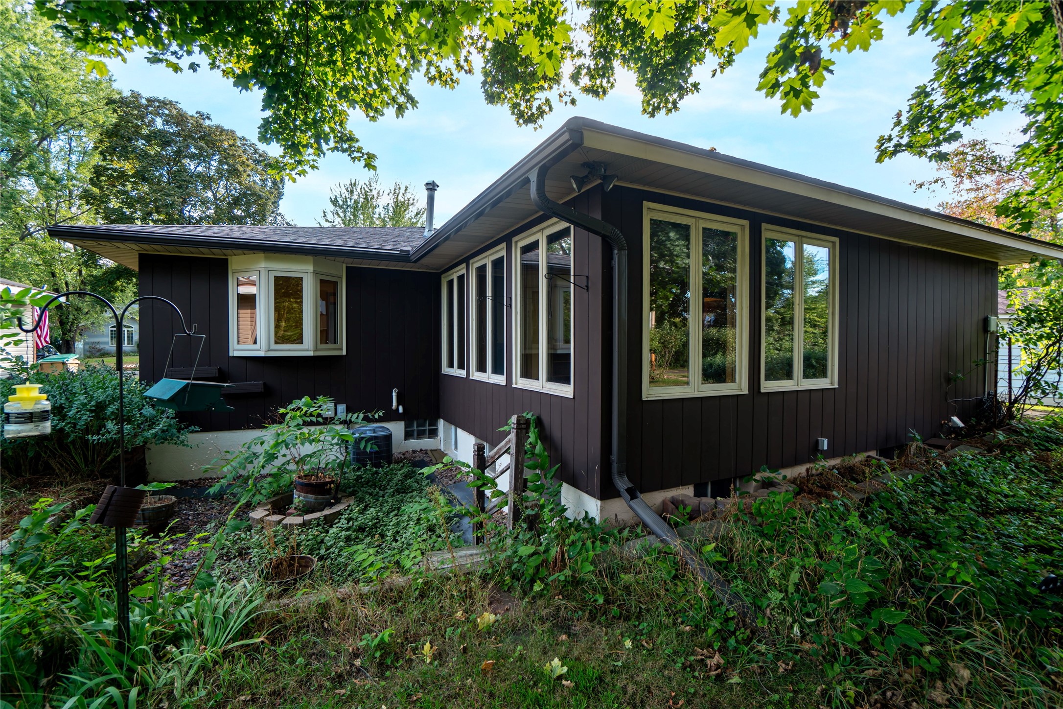 327 Marshall Street Property Photo 46