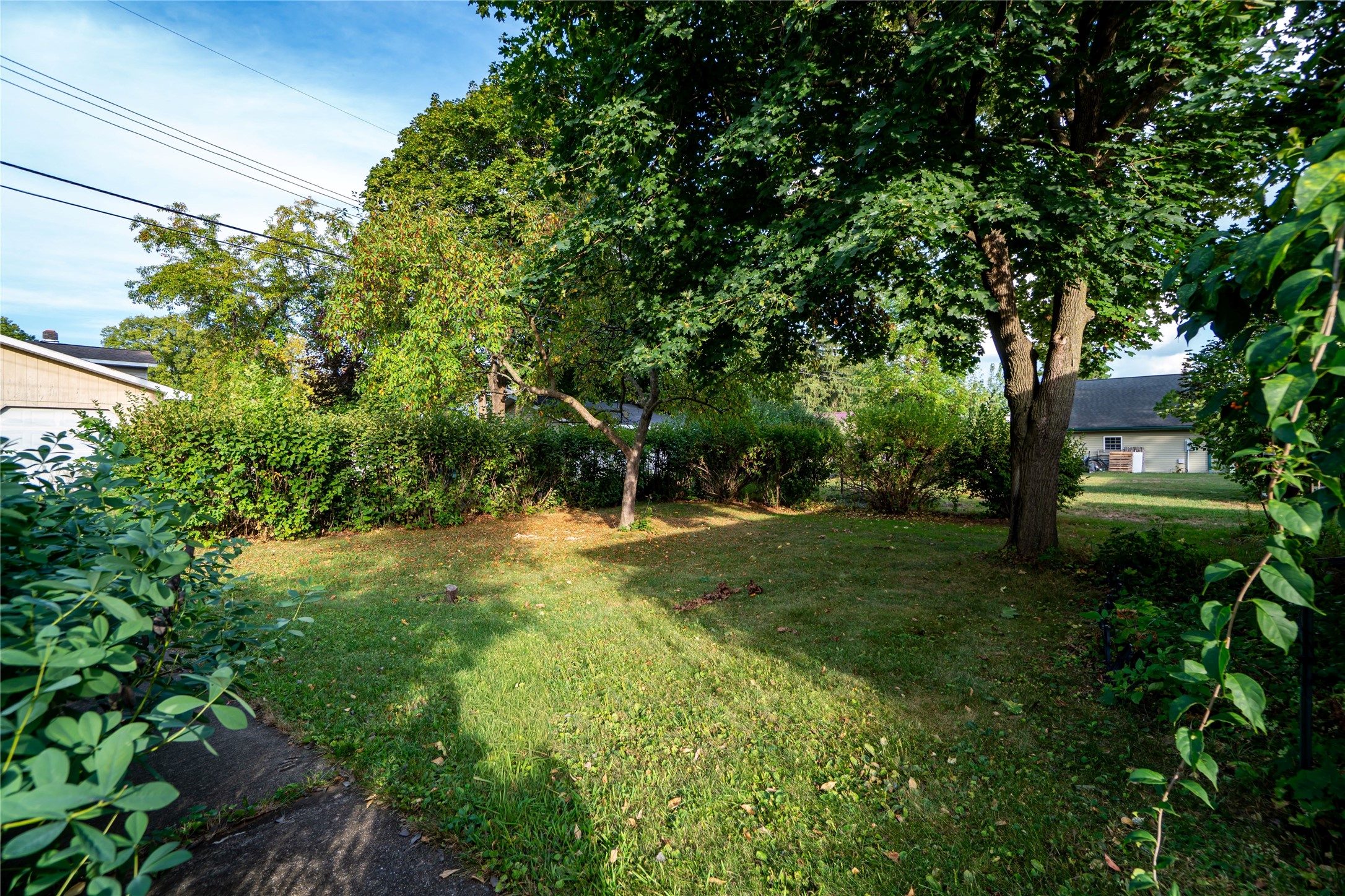 327 Marshall Street Property Photo 49
