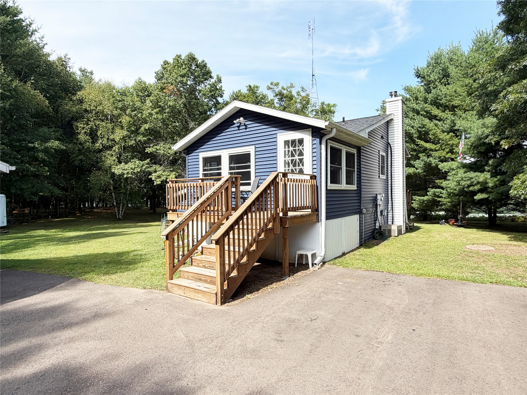 2730 6 1/2 Avenue Property Photo 2